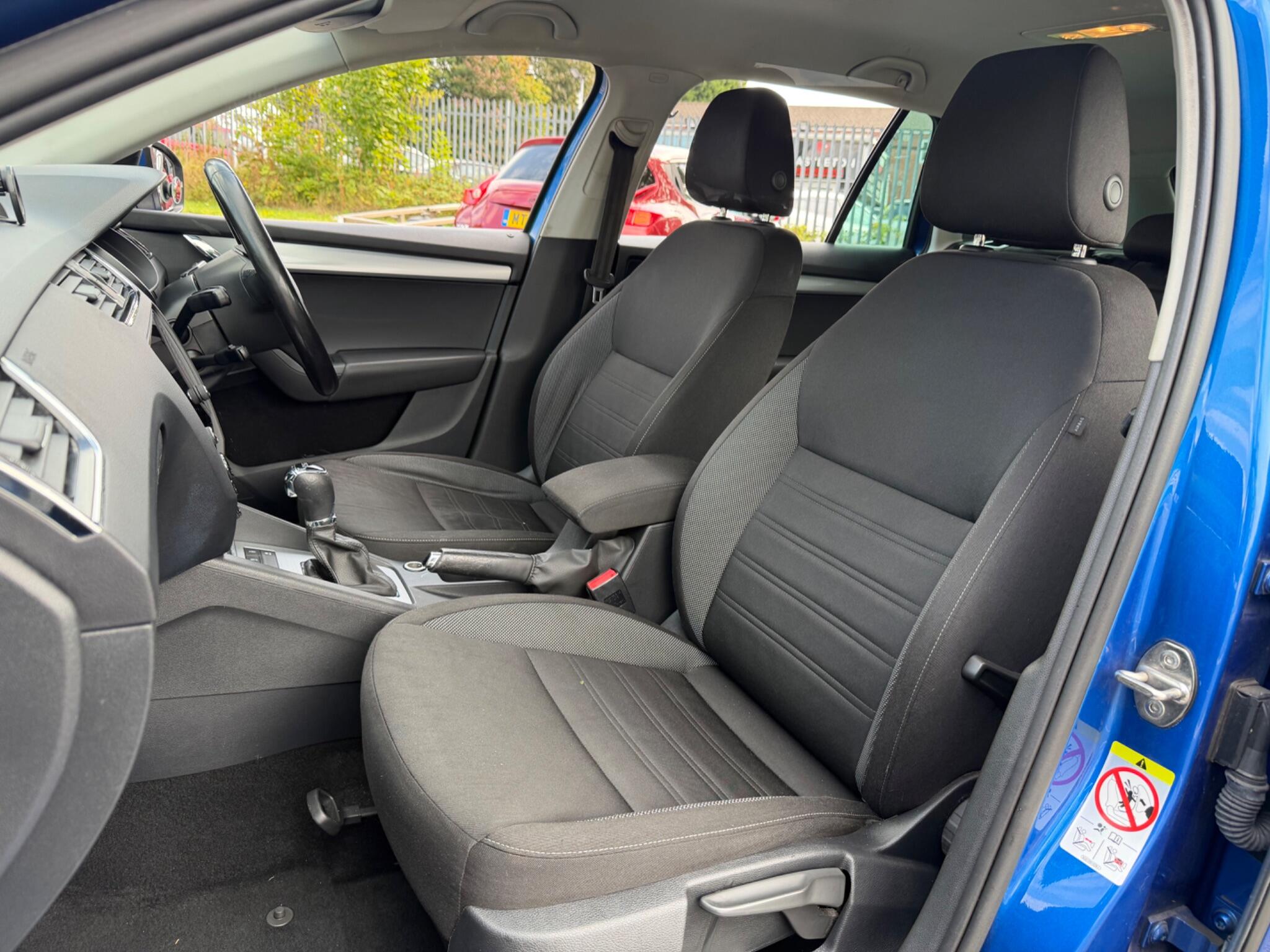 Skoda Octavia - Image 12