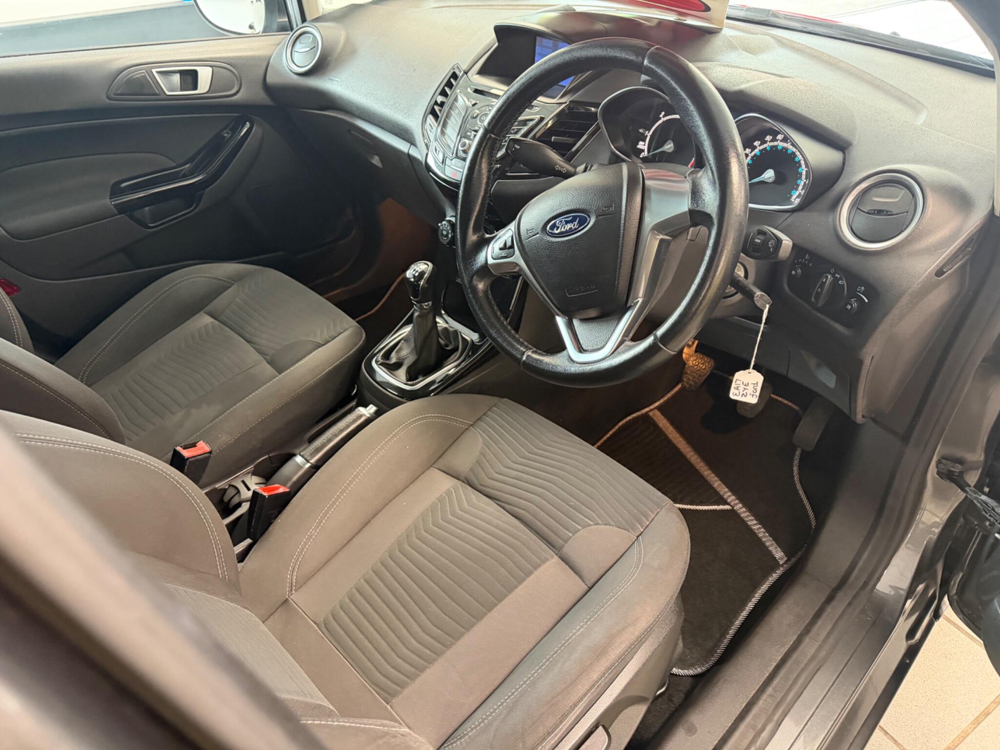 Ford Fiesta - Image 7