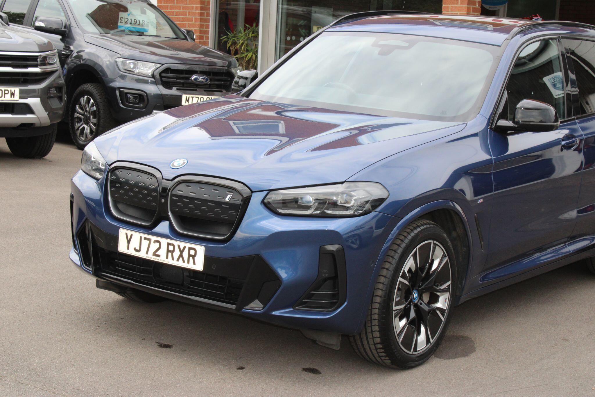 BMW iX3 - Image 13