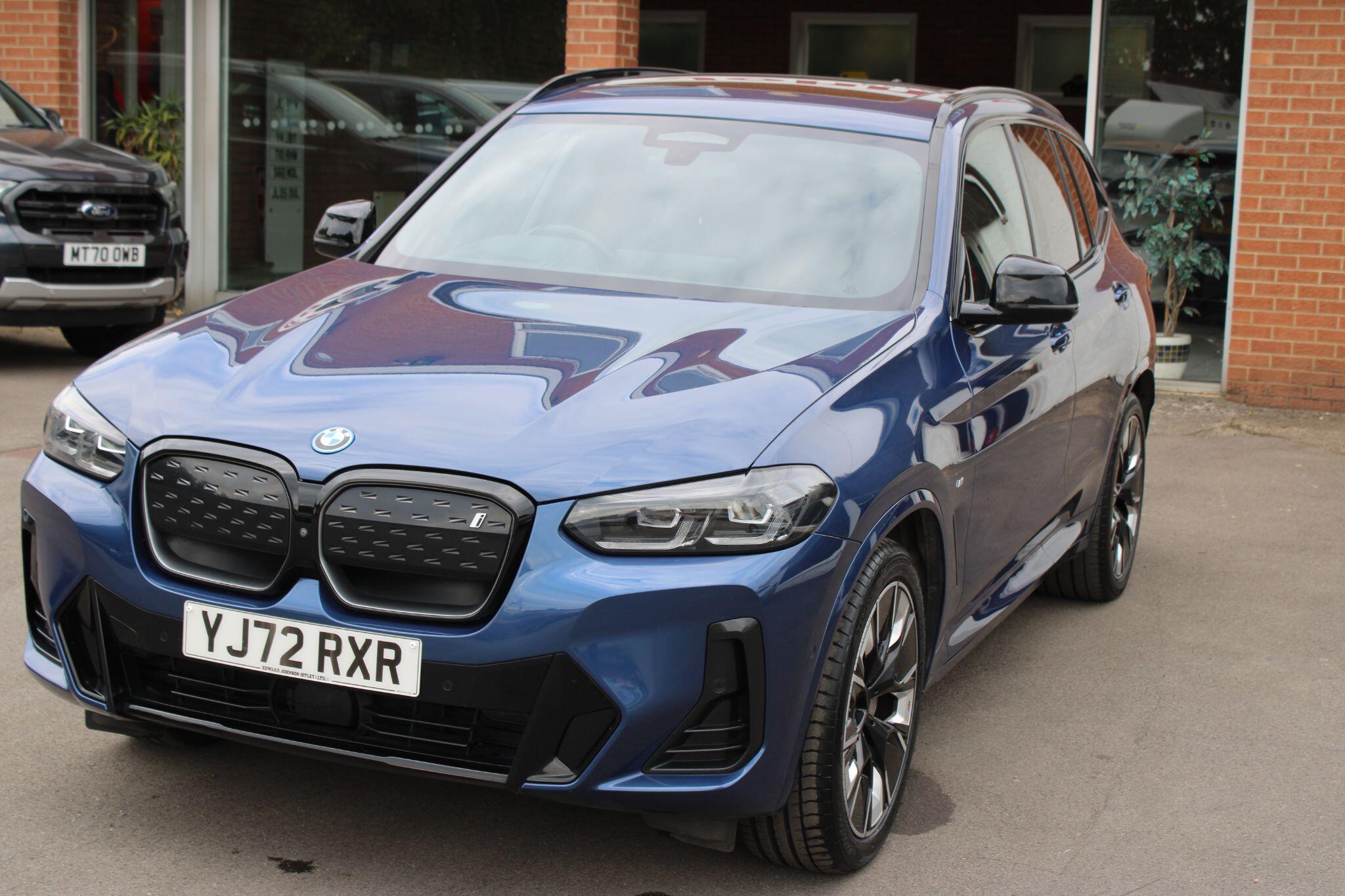 BMW iX3 - Image 17