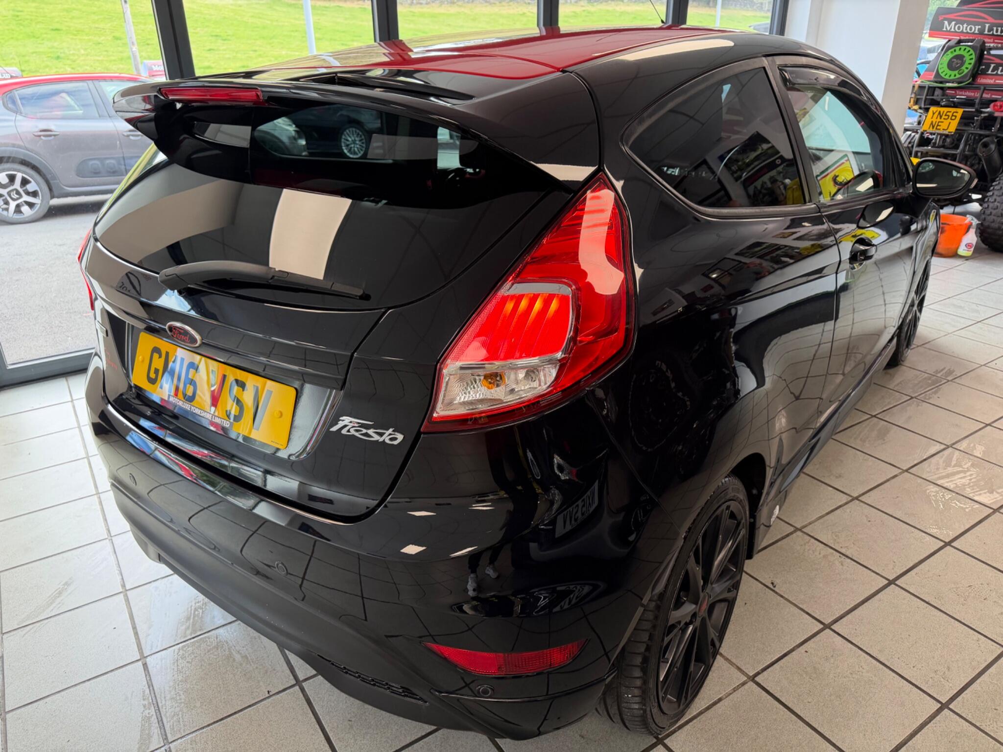 Ford Fiesta - Image 2