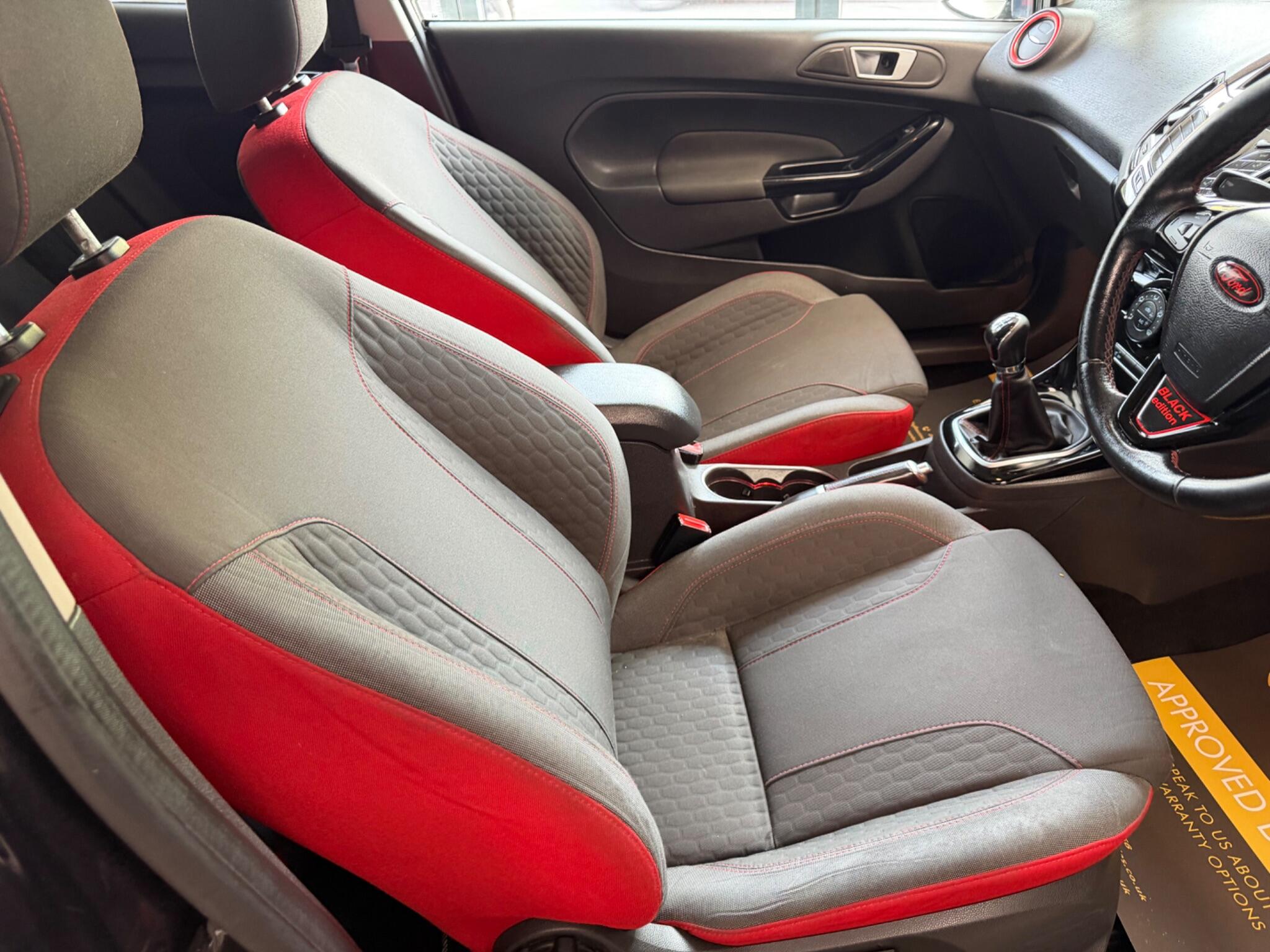 Ford Fiesta - Image 16