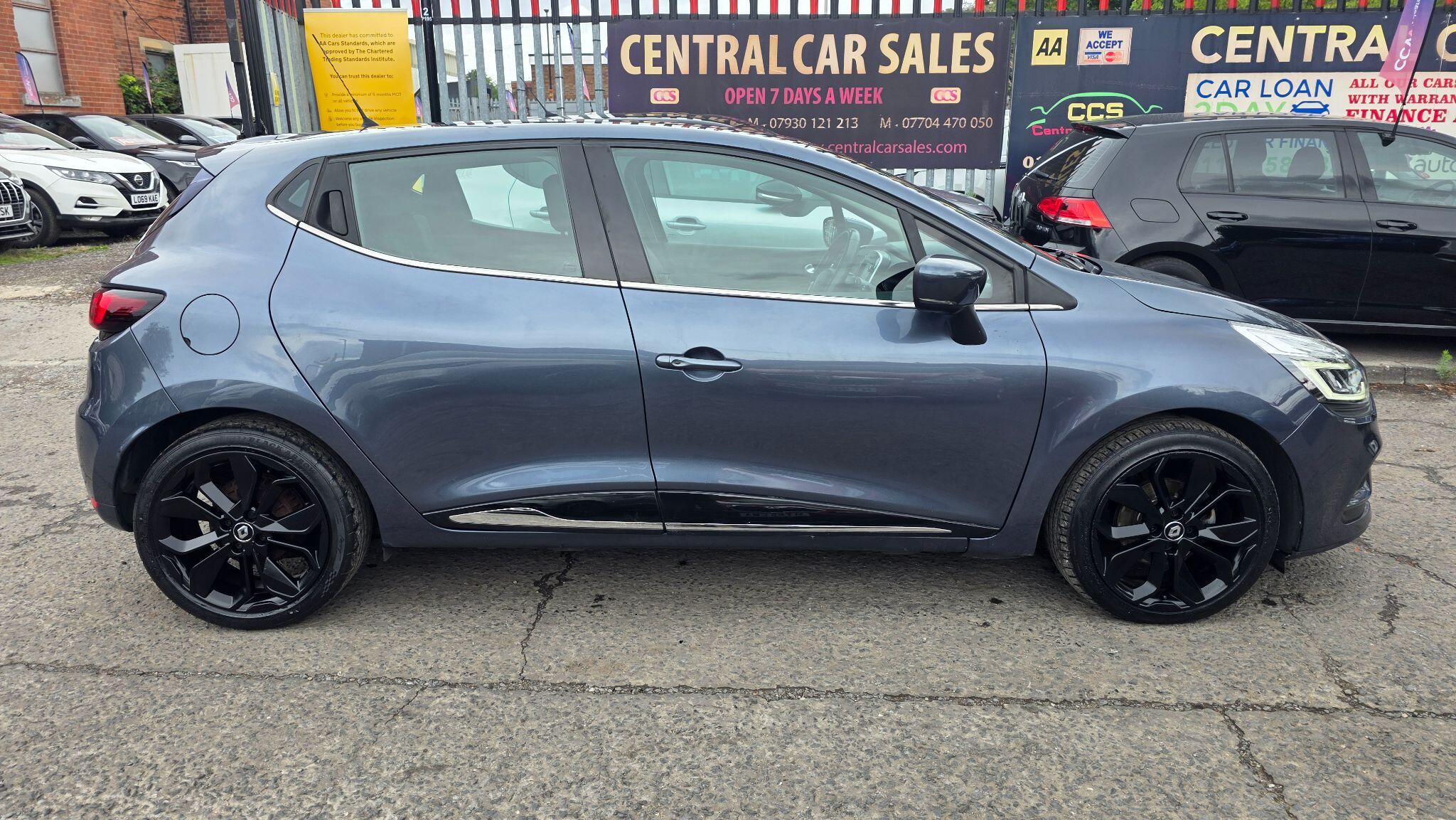 Renault Clio - Image 7