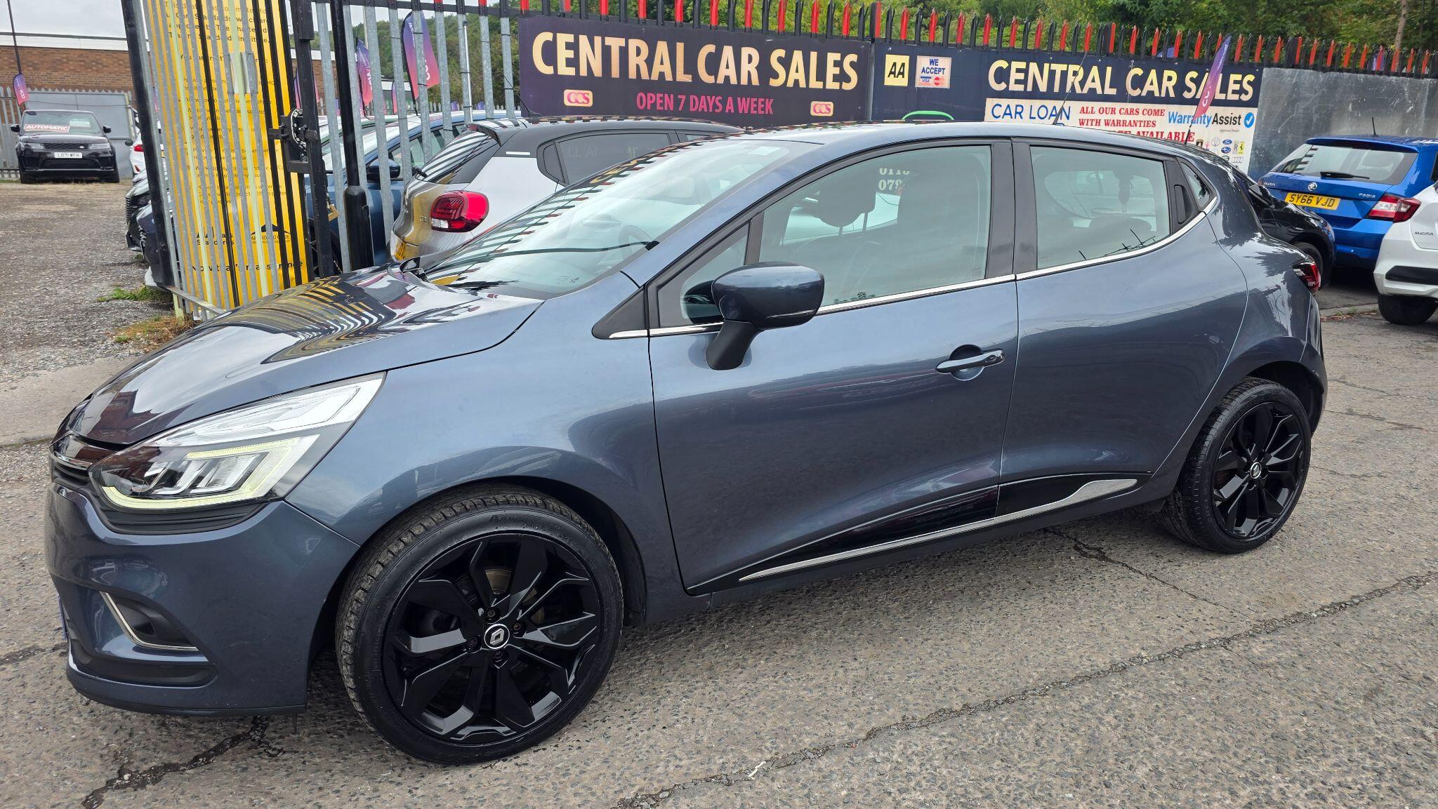 Renault Clio - Image 14
