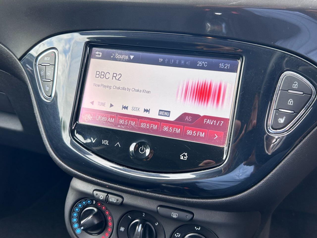 Vauxhall Corsa - Image 8
