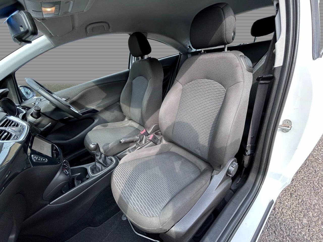 Vauxhall Corsa - Image 12
