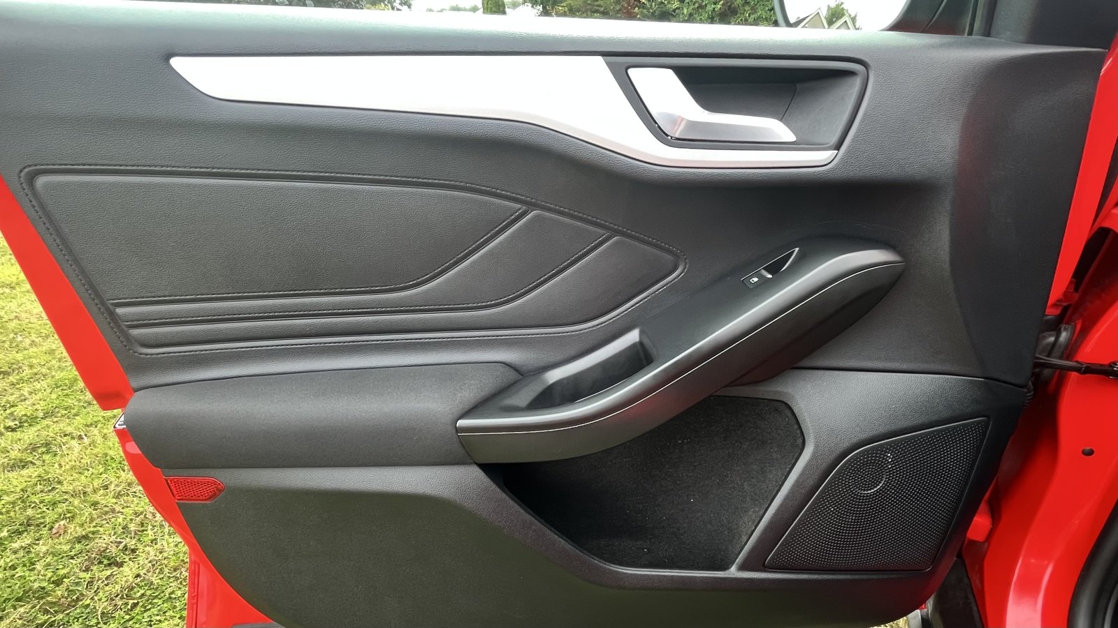 Ford Focus - Image 11