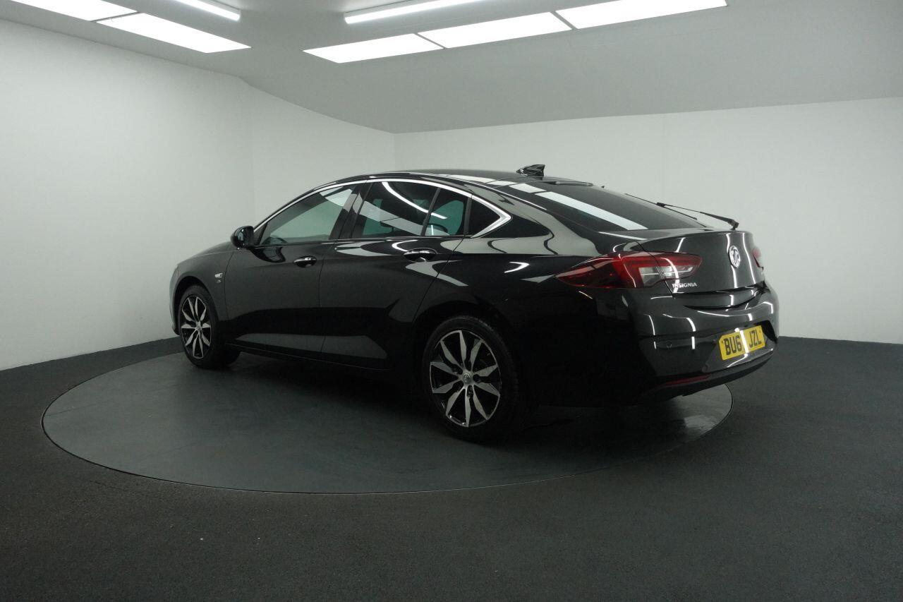 Vauxhall Insignia - Image 9
