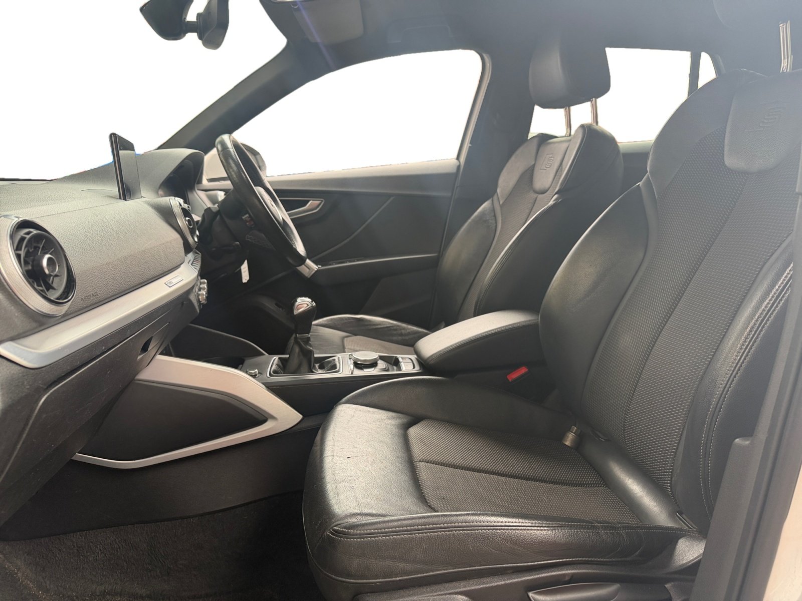 Audi Q2 - Image 10