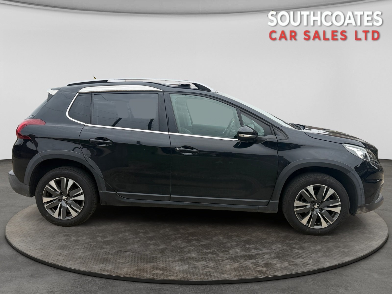 Peugeot 2008 - Image 2