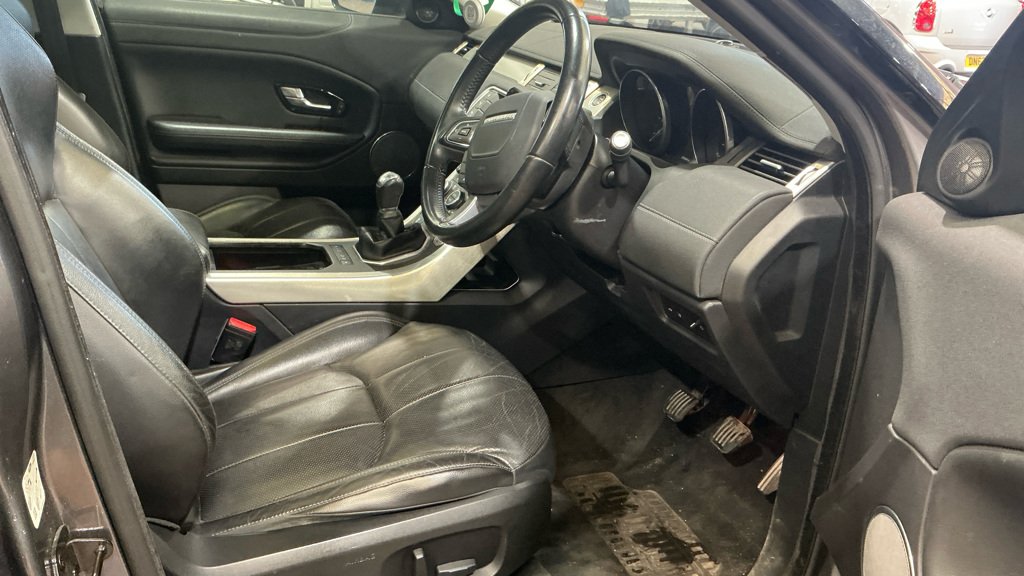 Land Rover Range Rover Evoque - Image 18