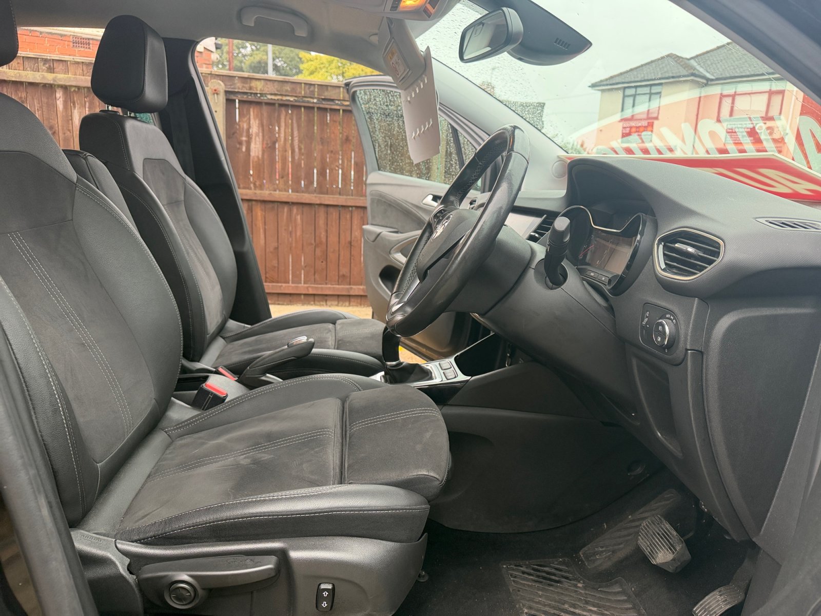 Vauxhall Crossland - Image 13