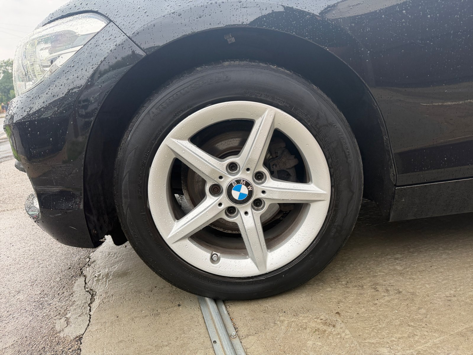 BMW 1 Series - Image 4
