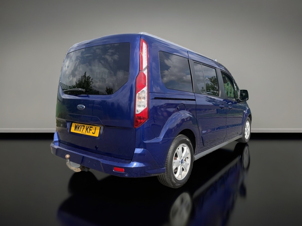 Ford Grand Tourneo Connect - Image 4