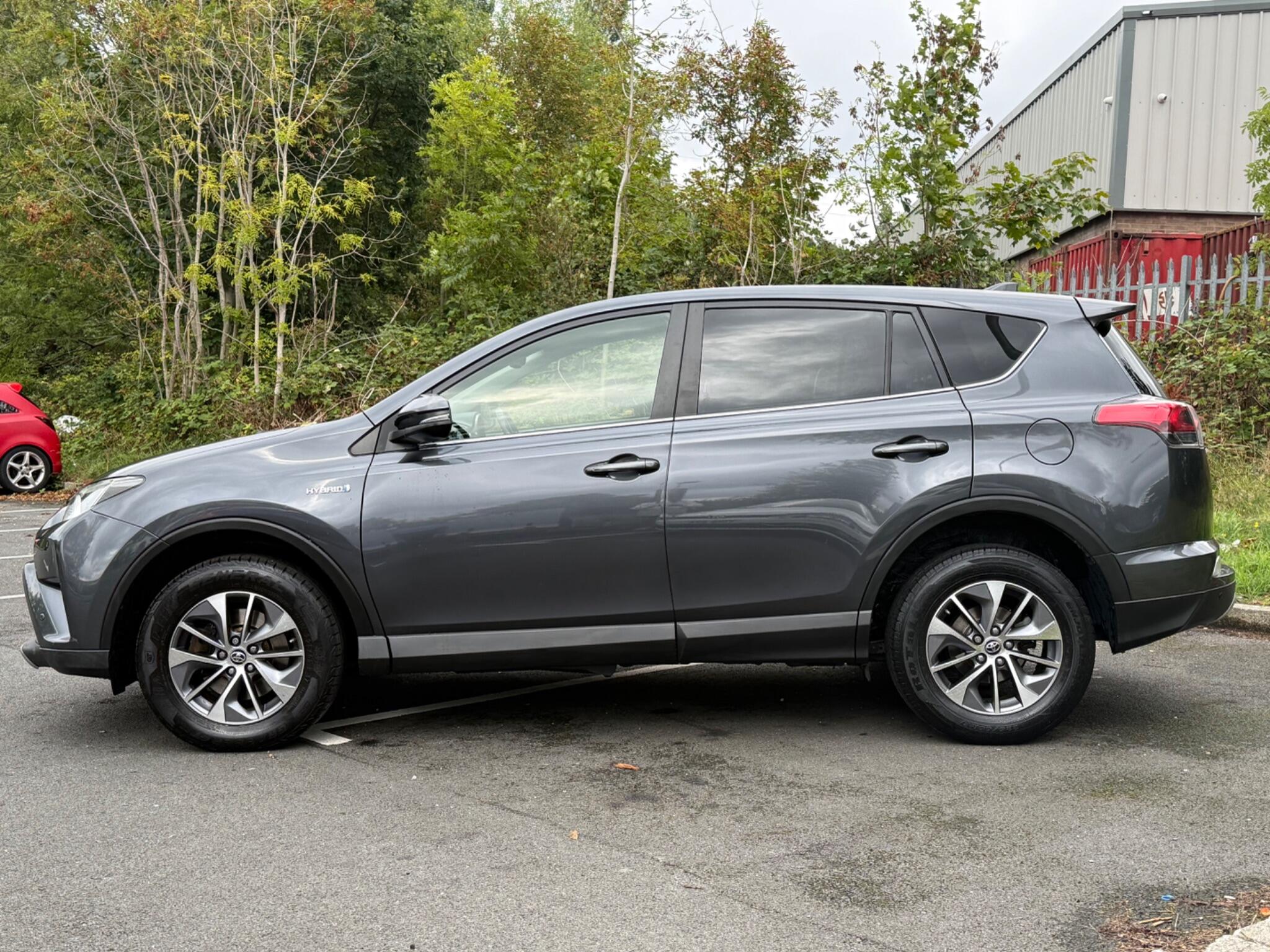 Toyota RAV4 - Image 4
