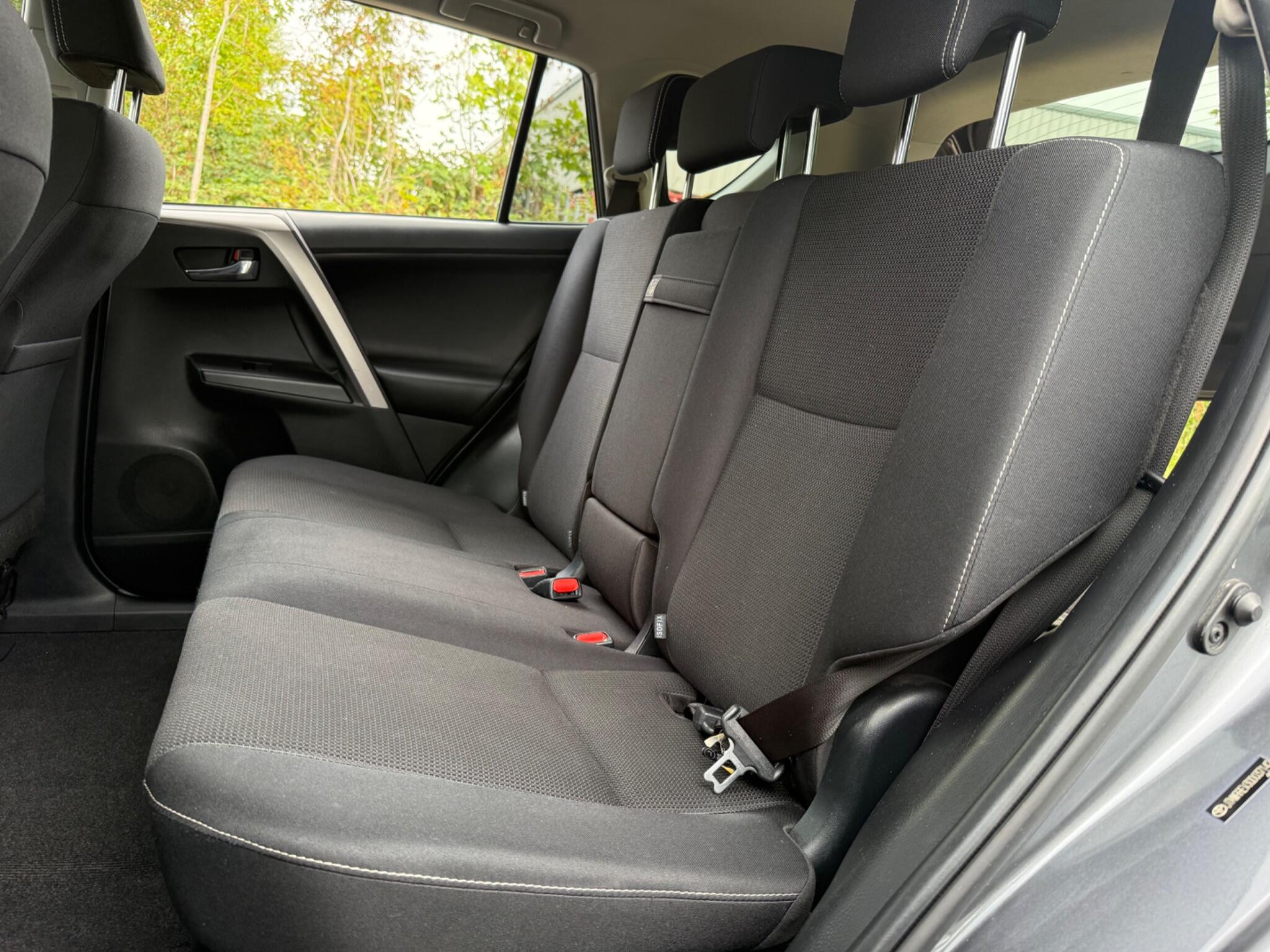 Toyota RAV4 - Image 14