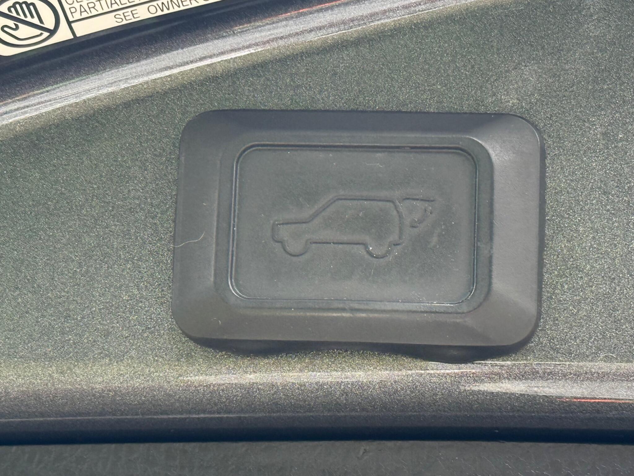 Toyota RAV4 - Image 20