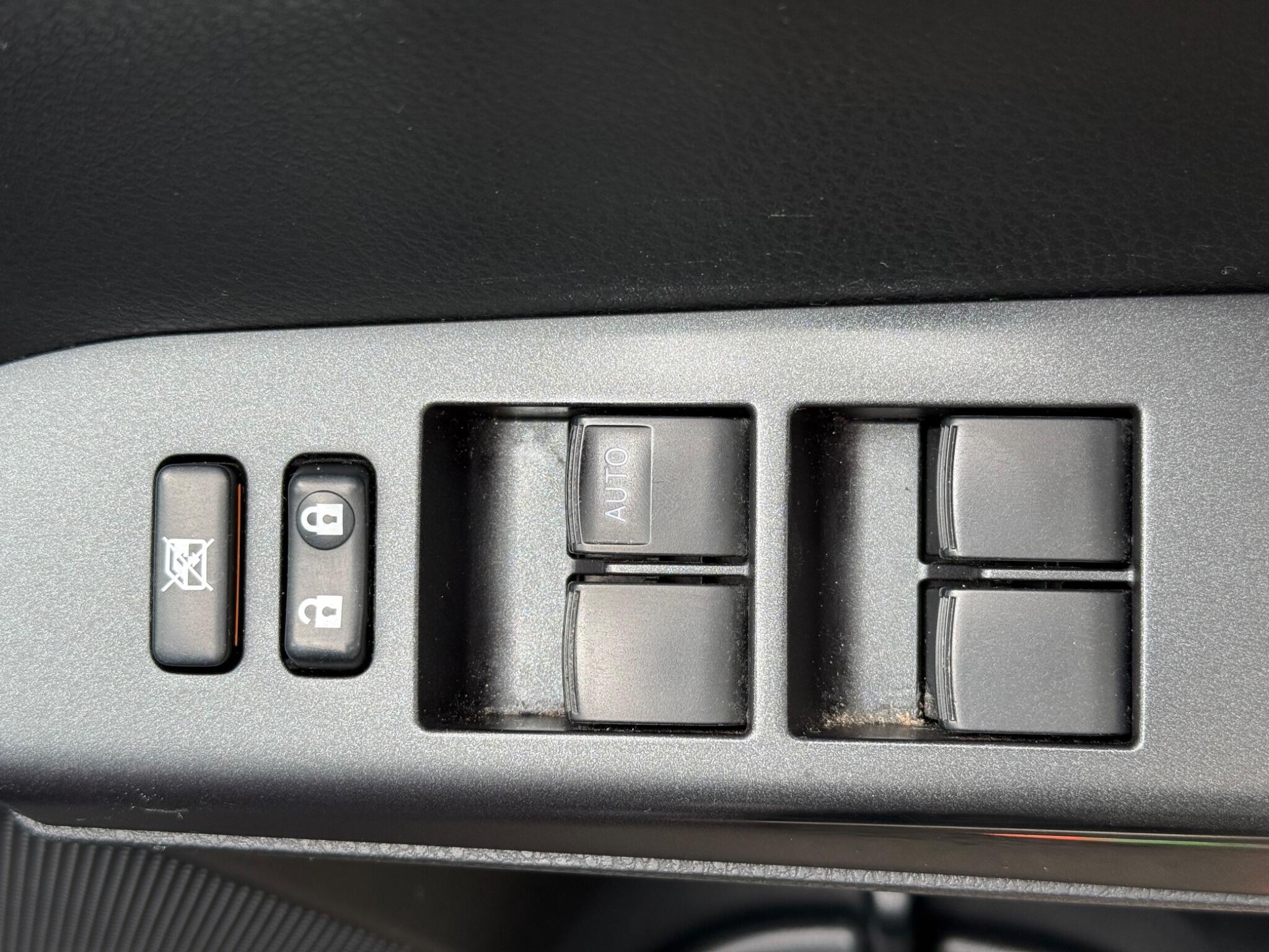 Toyota RAV4 - Image 16