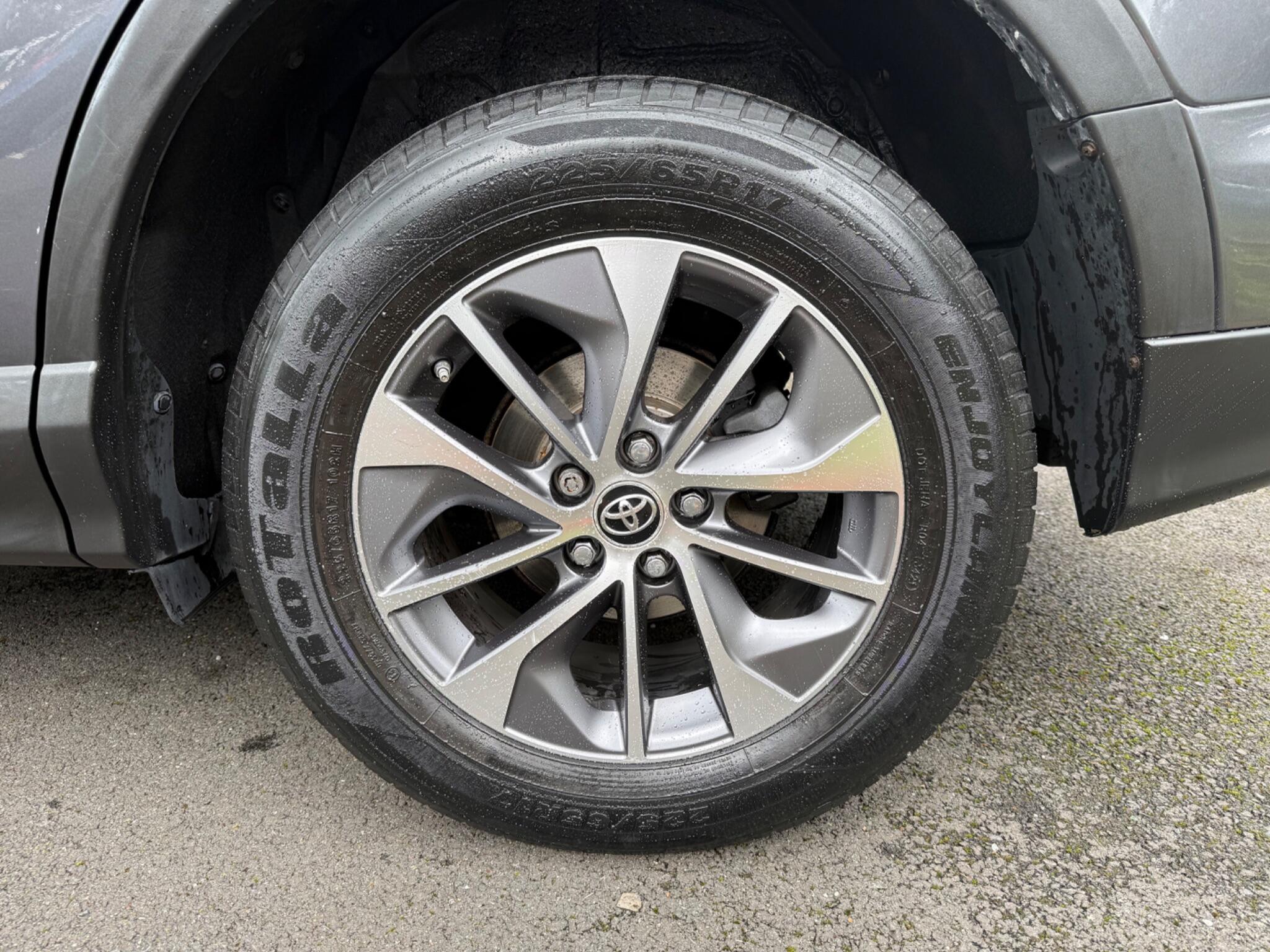 Toyota RAV4 - Image 16