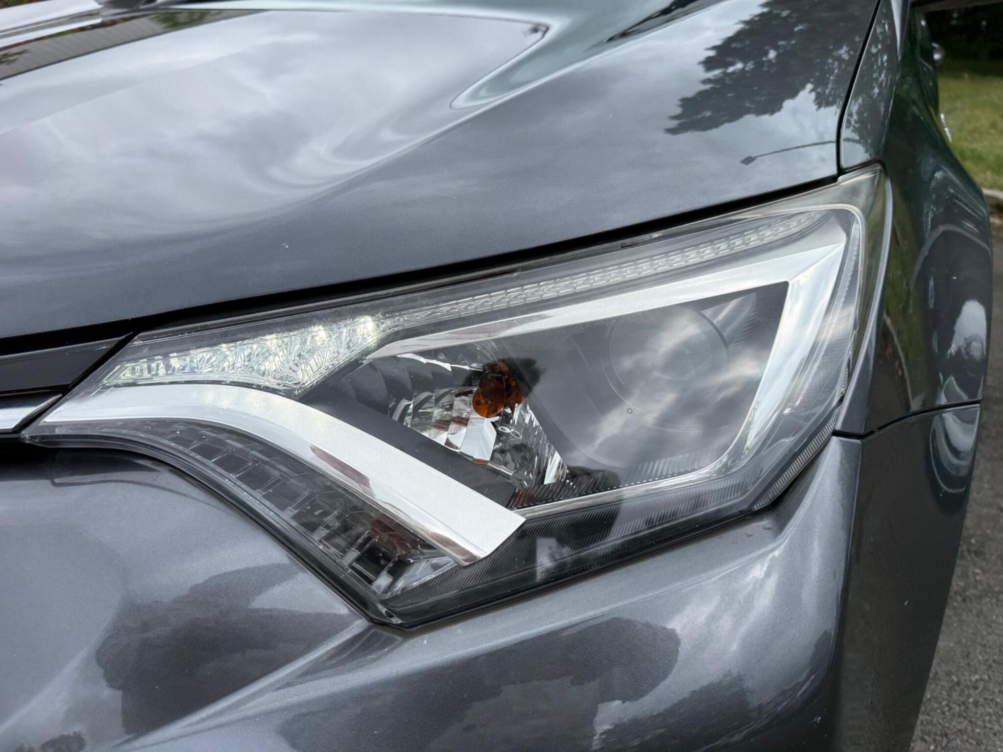 Toyota RAV4 - Image 12