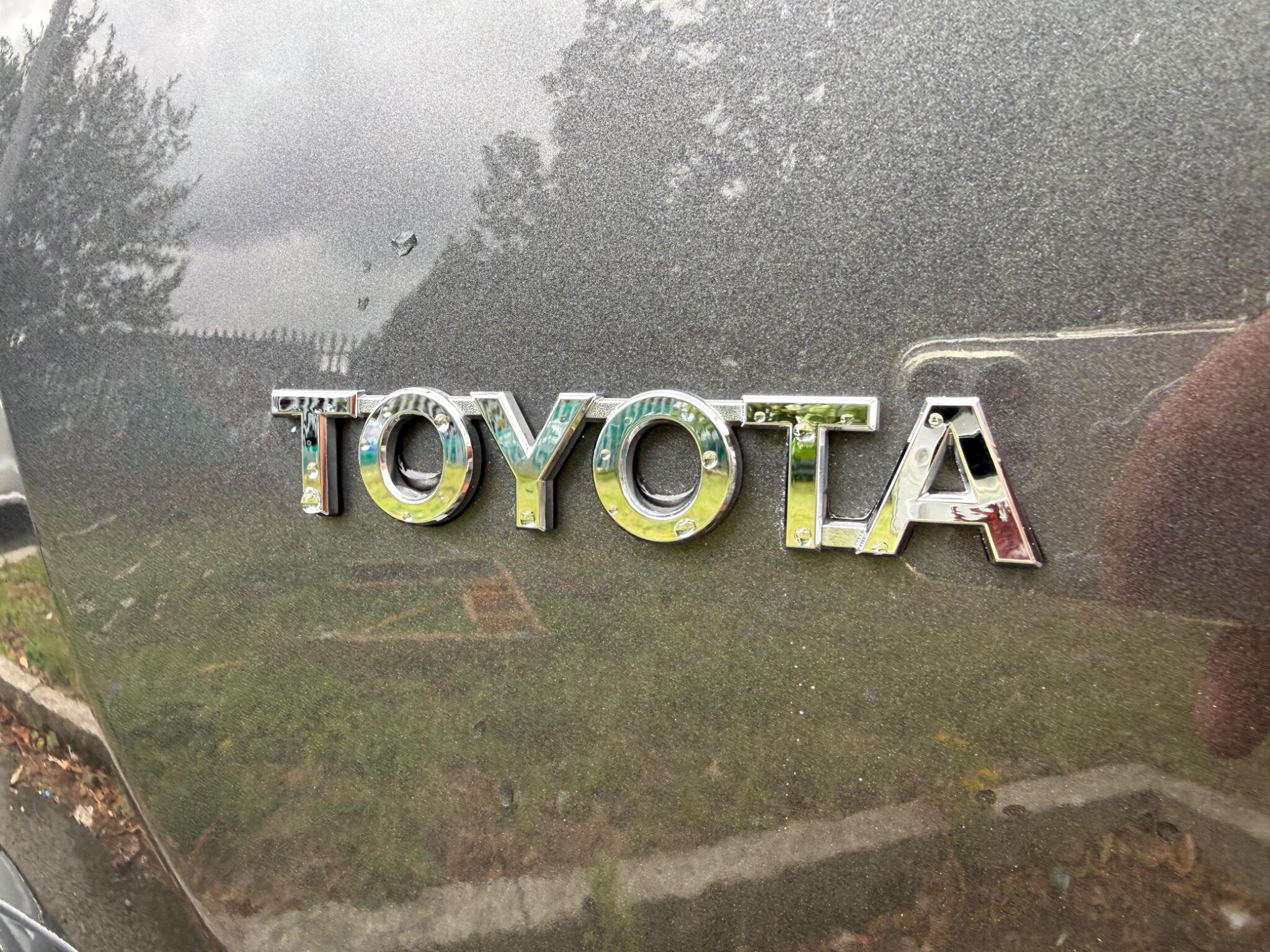 Toyota RAV4 - Image 14