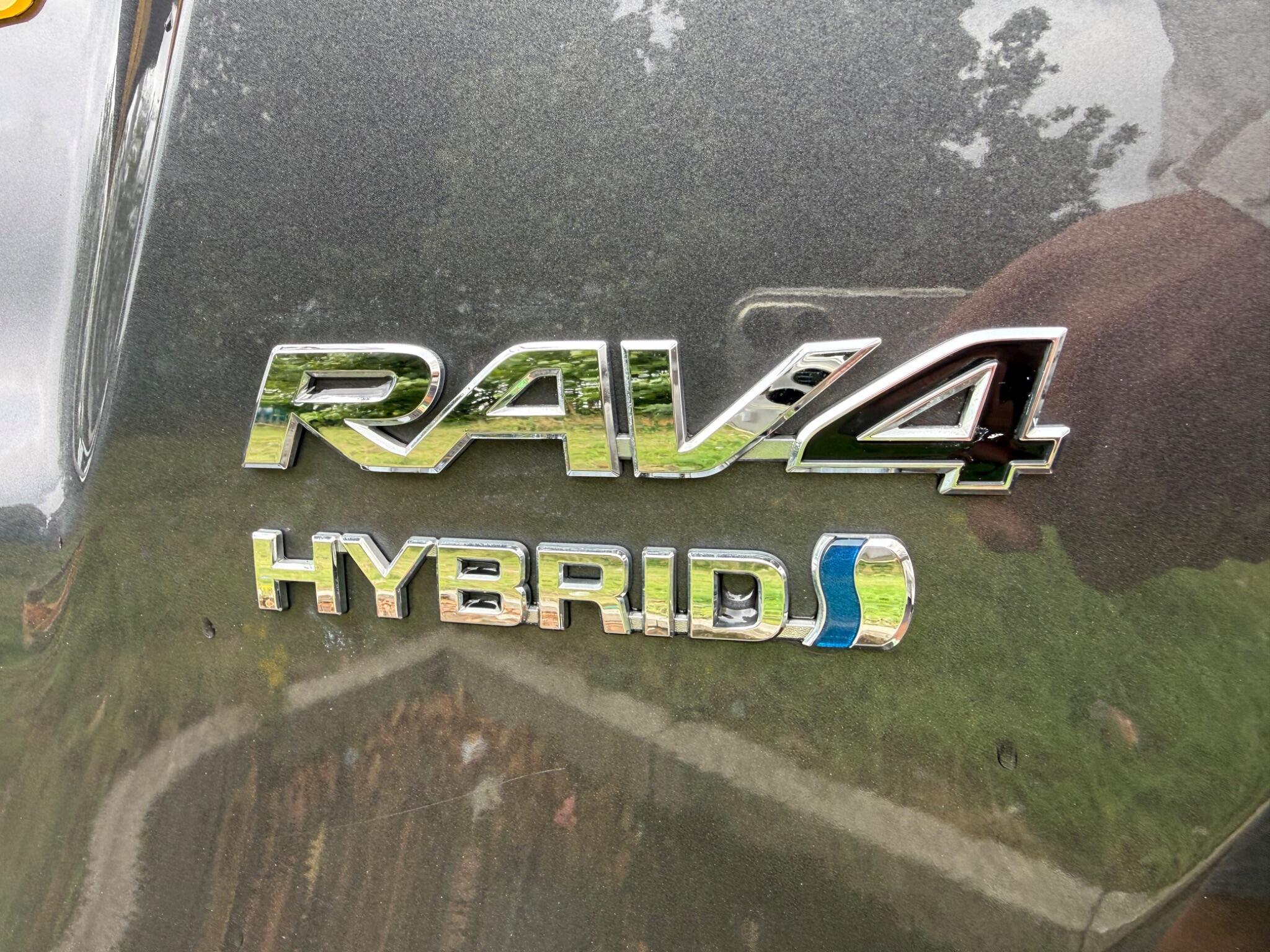 Toyota RAV4 - Image 18
