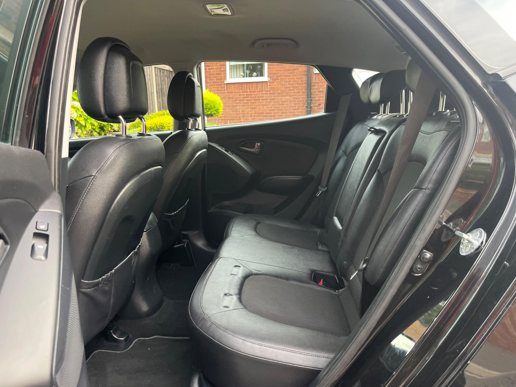 Hyundai ix35 - Image 18