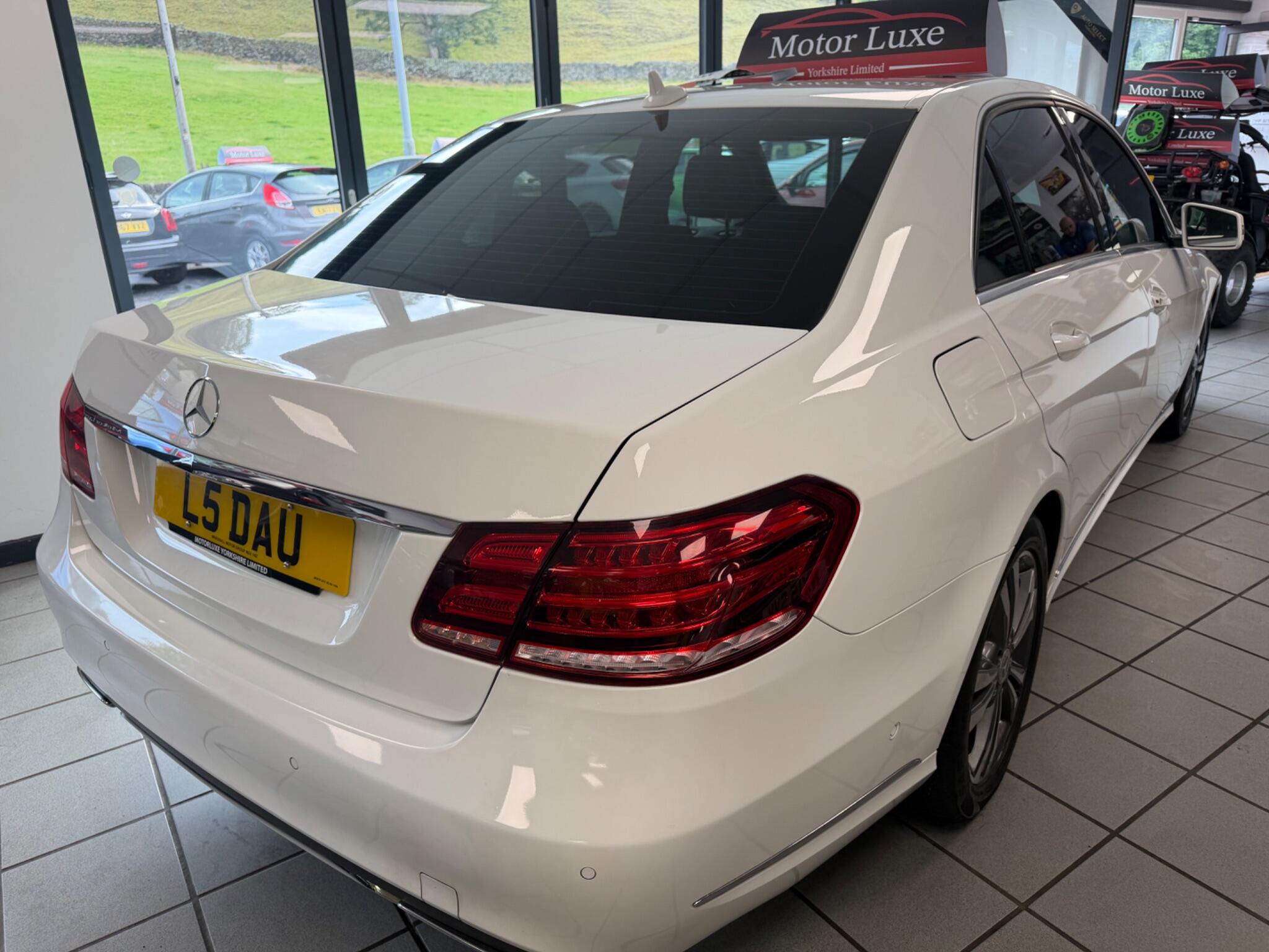 Mercedes E Class - Image 6