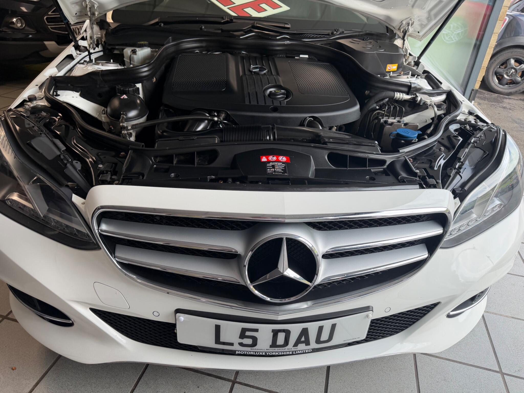 Mercedes E Class - Image 8