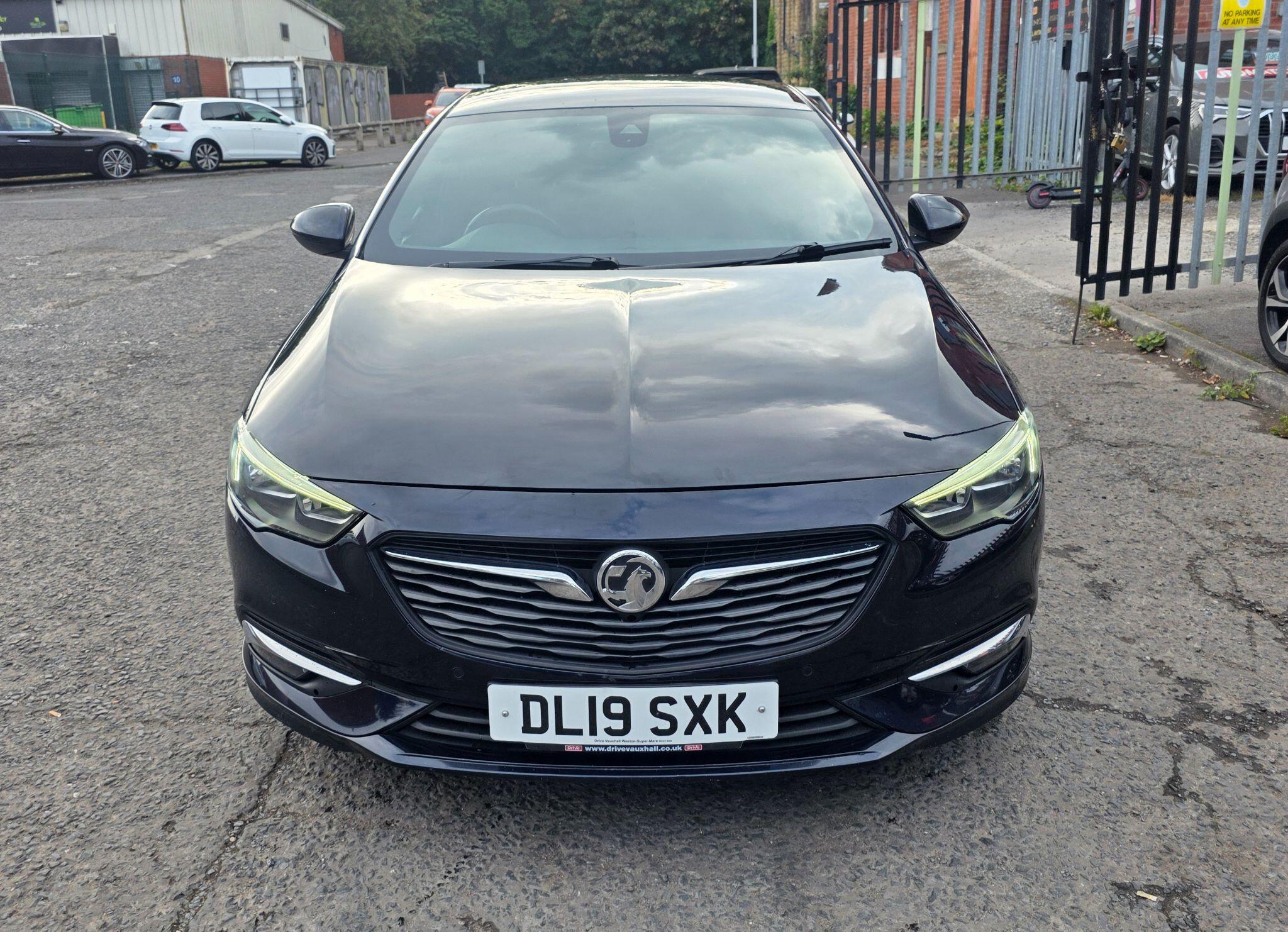 Vauxhall Insignia - Image 3