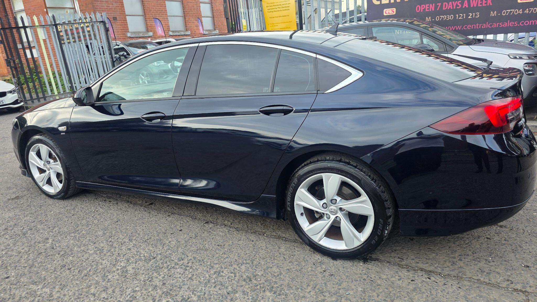 Vauxhall Insignia - Image 16