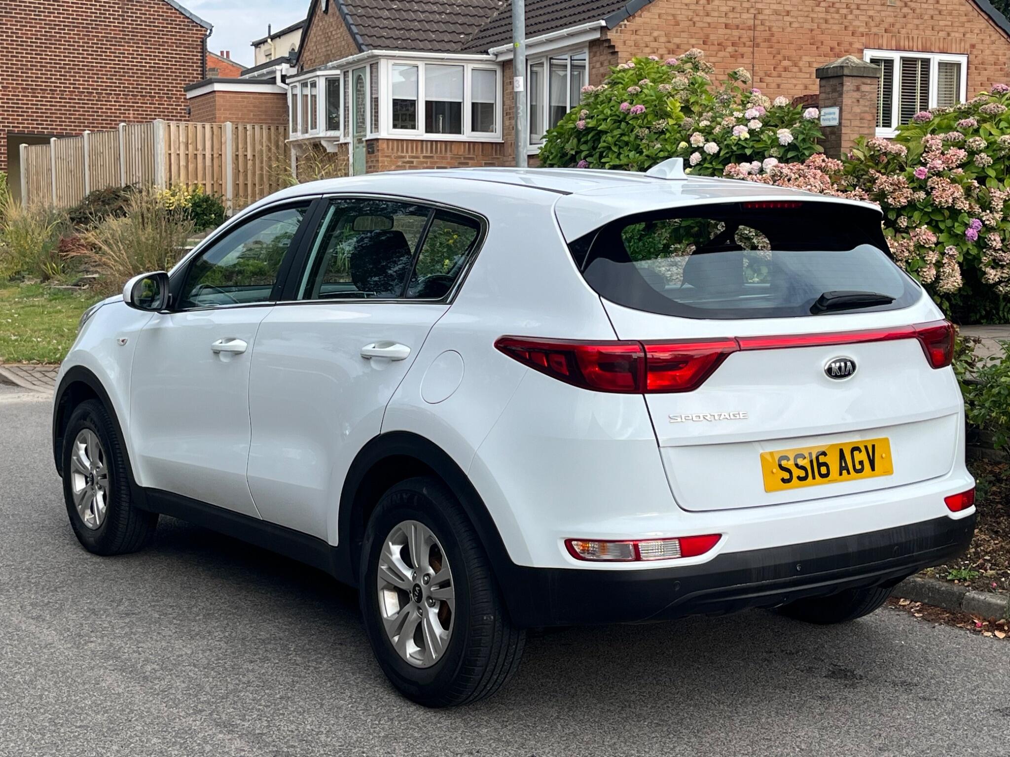 Kia Sportage - Image 10