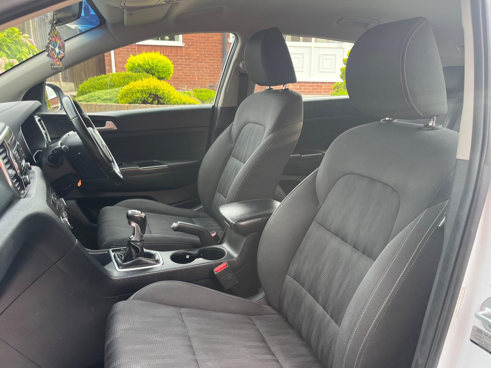 Kia Sportage - Image 13