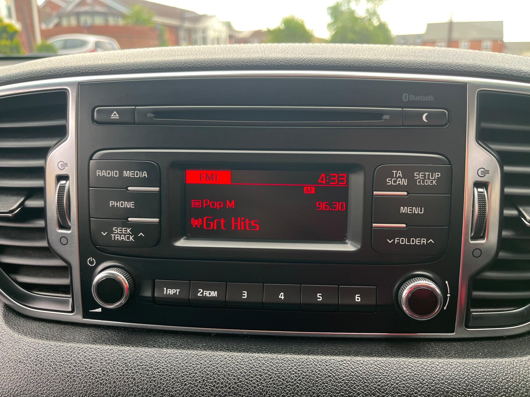 Kia Sportage - Image 36