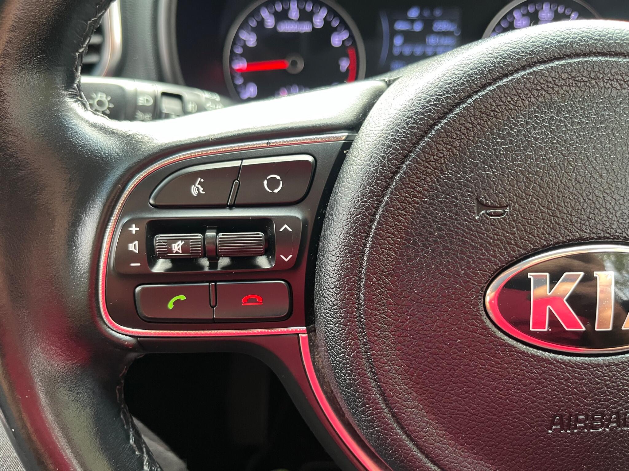 Kia Sportage - Image 38