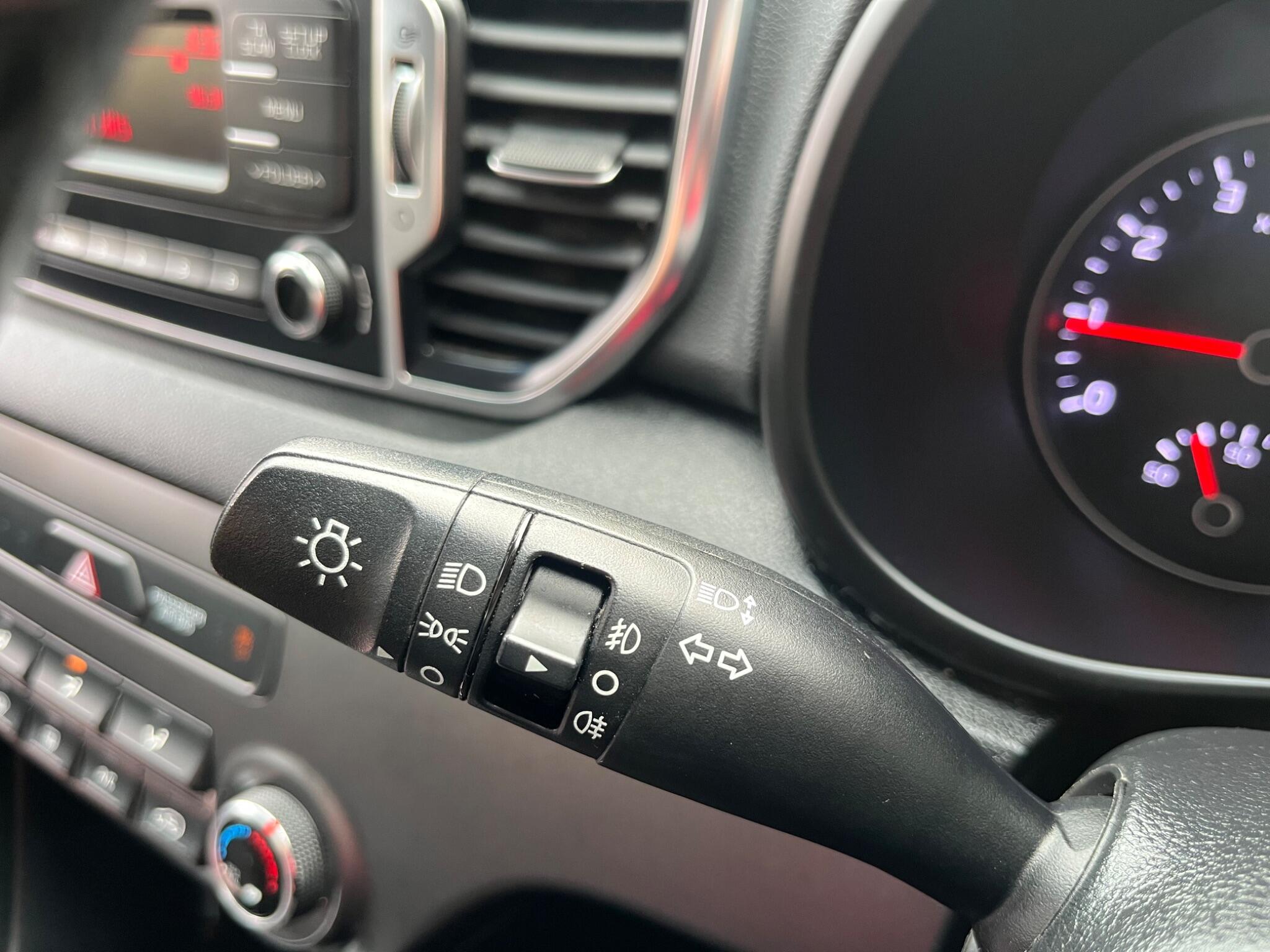 Kia Sportage - Image 39