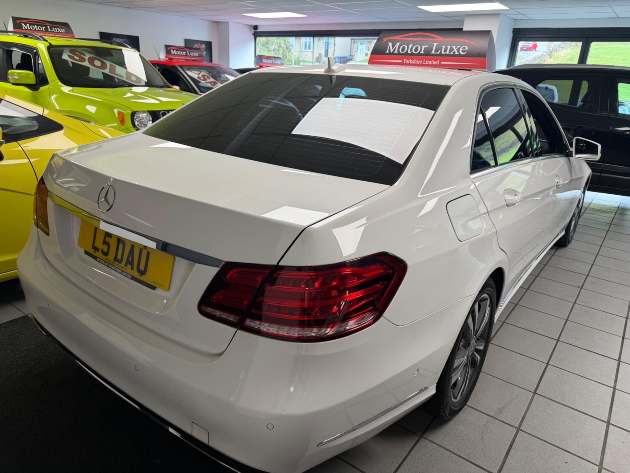 Mercedes E Class - Image 19