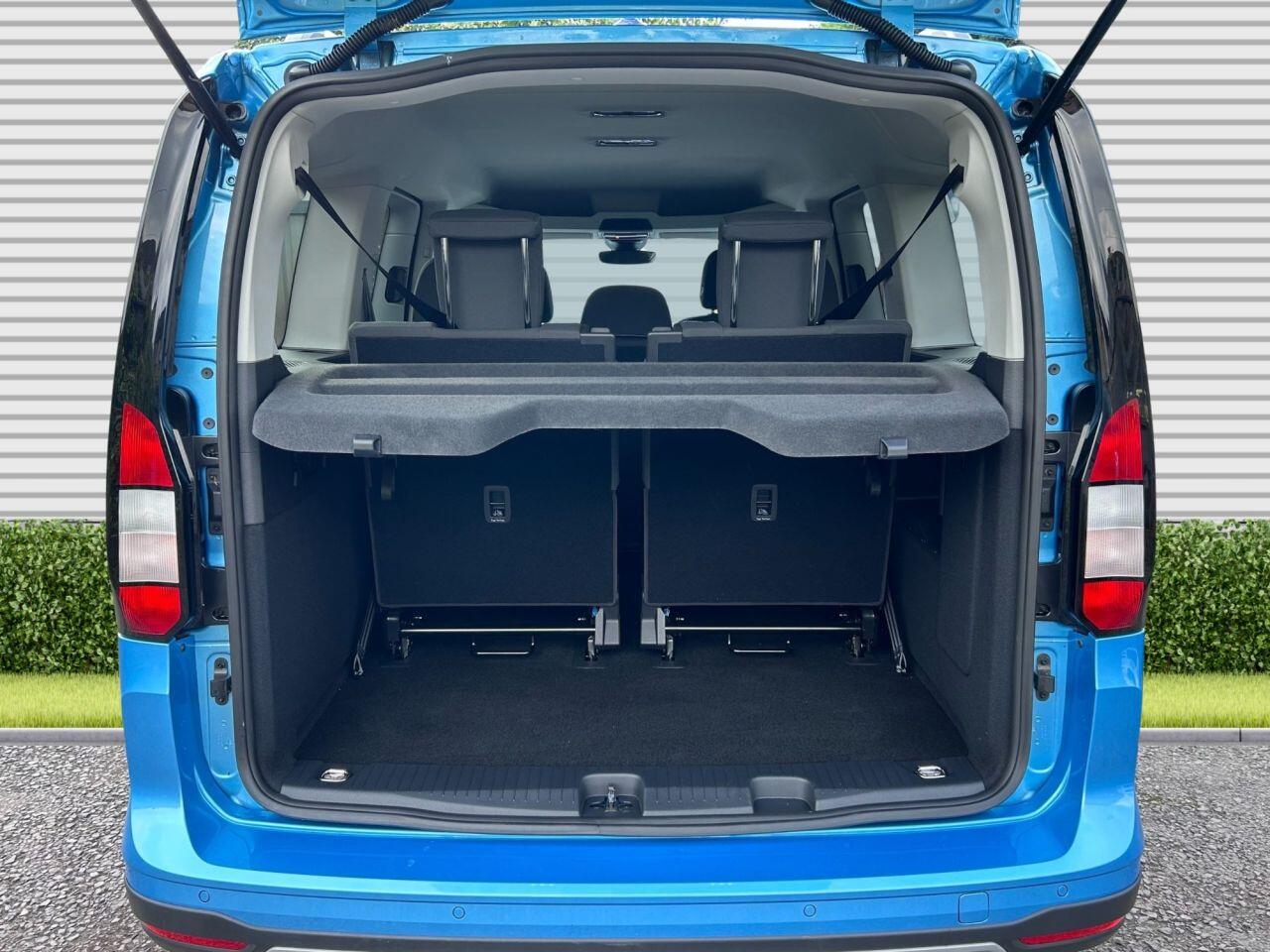 Ford Grand Tourneo Connect - Image 14