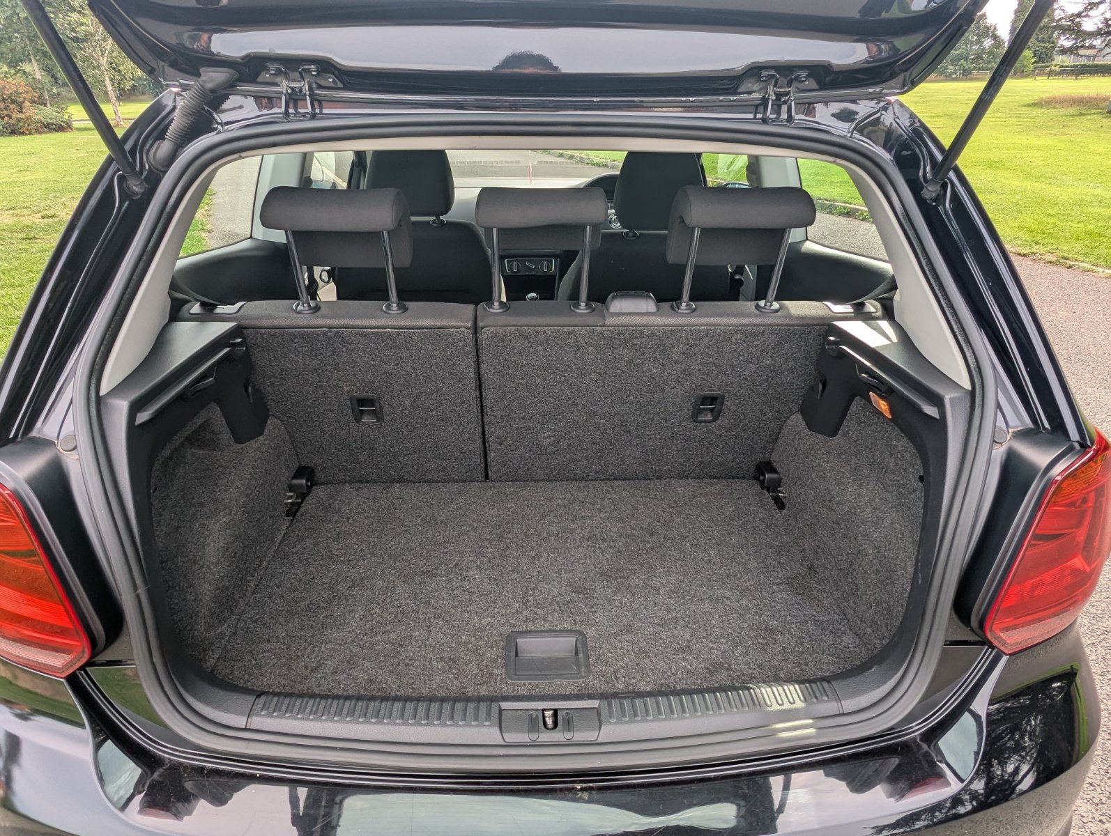 Volkswagen Polo - Image 8