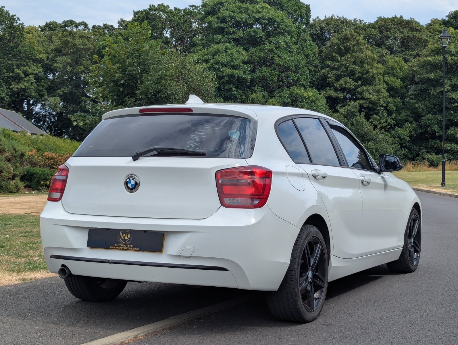 BMW 1 Series - Image 2