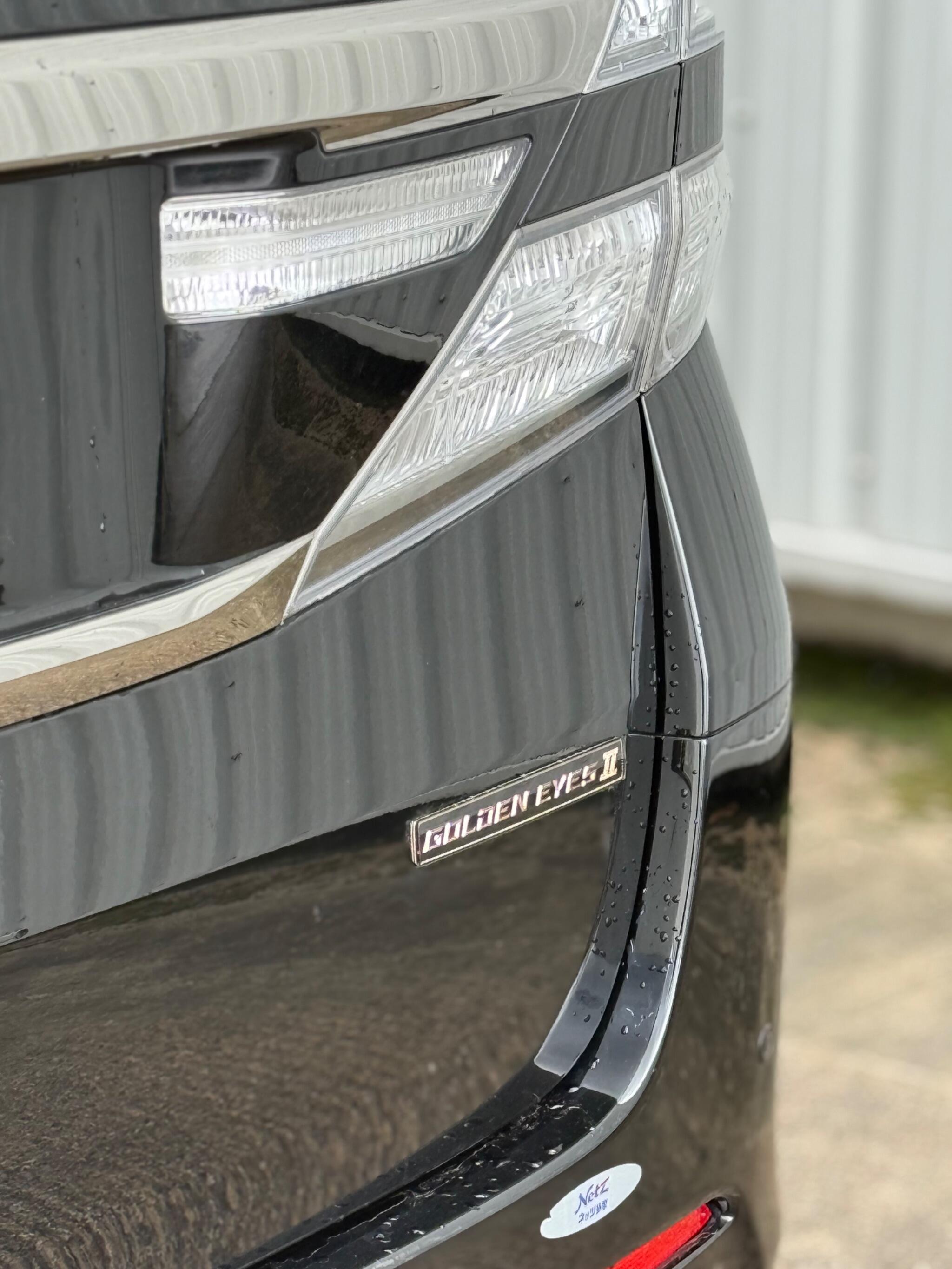 Toyota Vellfire - Image 18