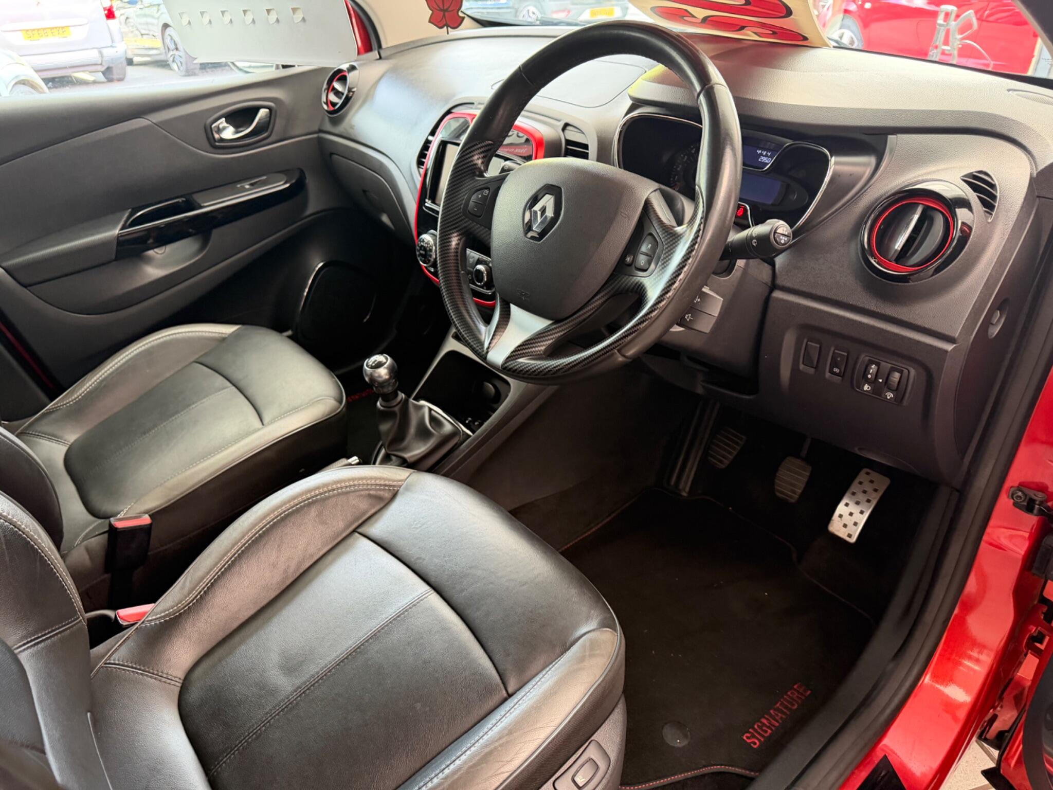 Renault Captur - Image 9