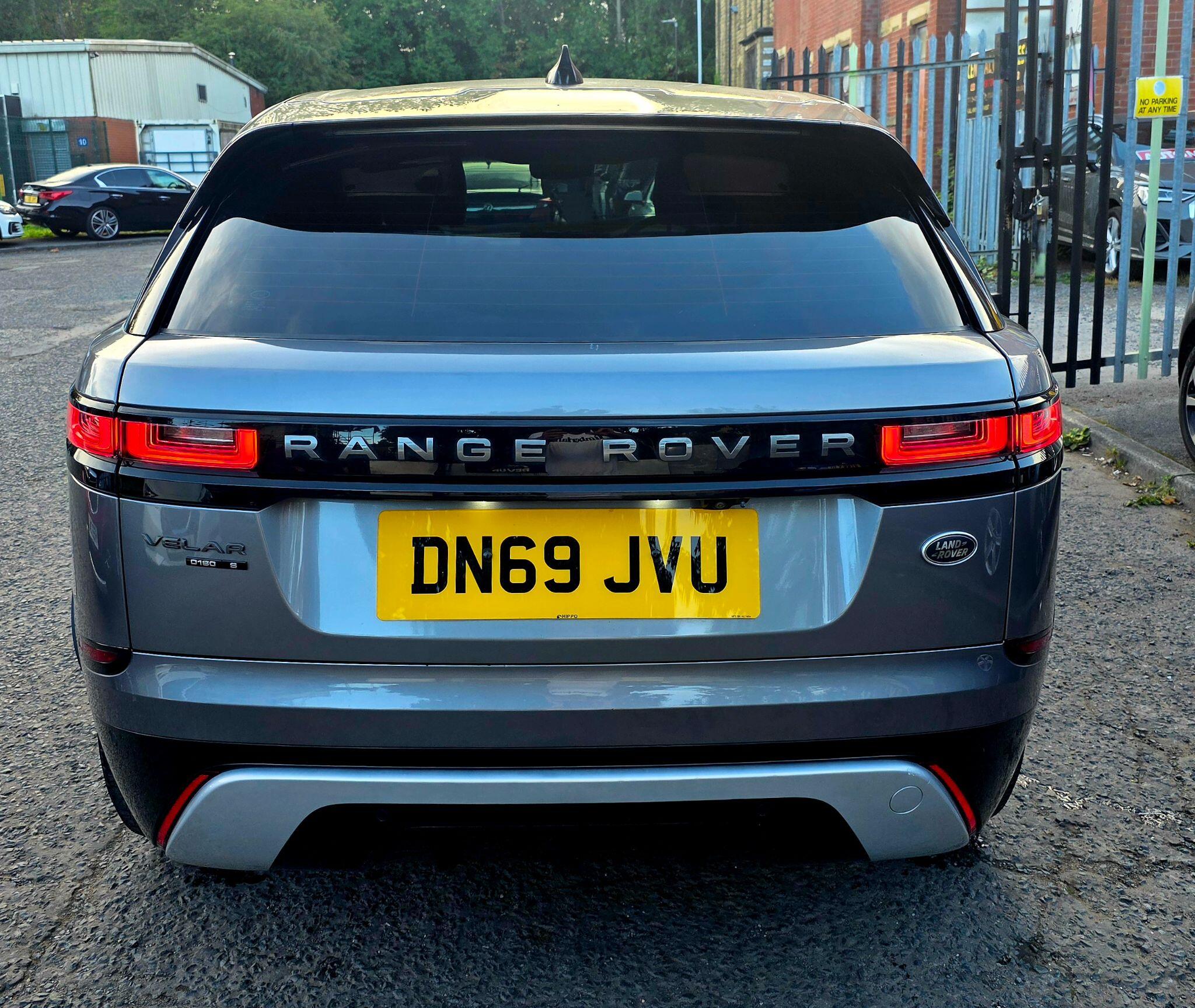 Land Rover Range Rover Velar - Image 12