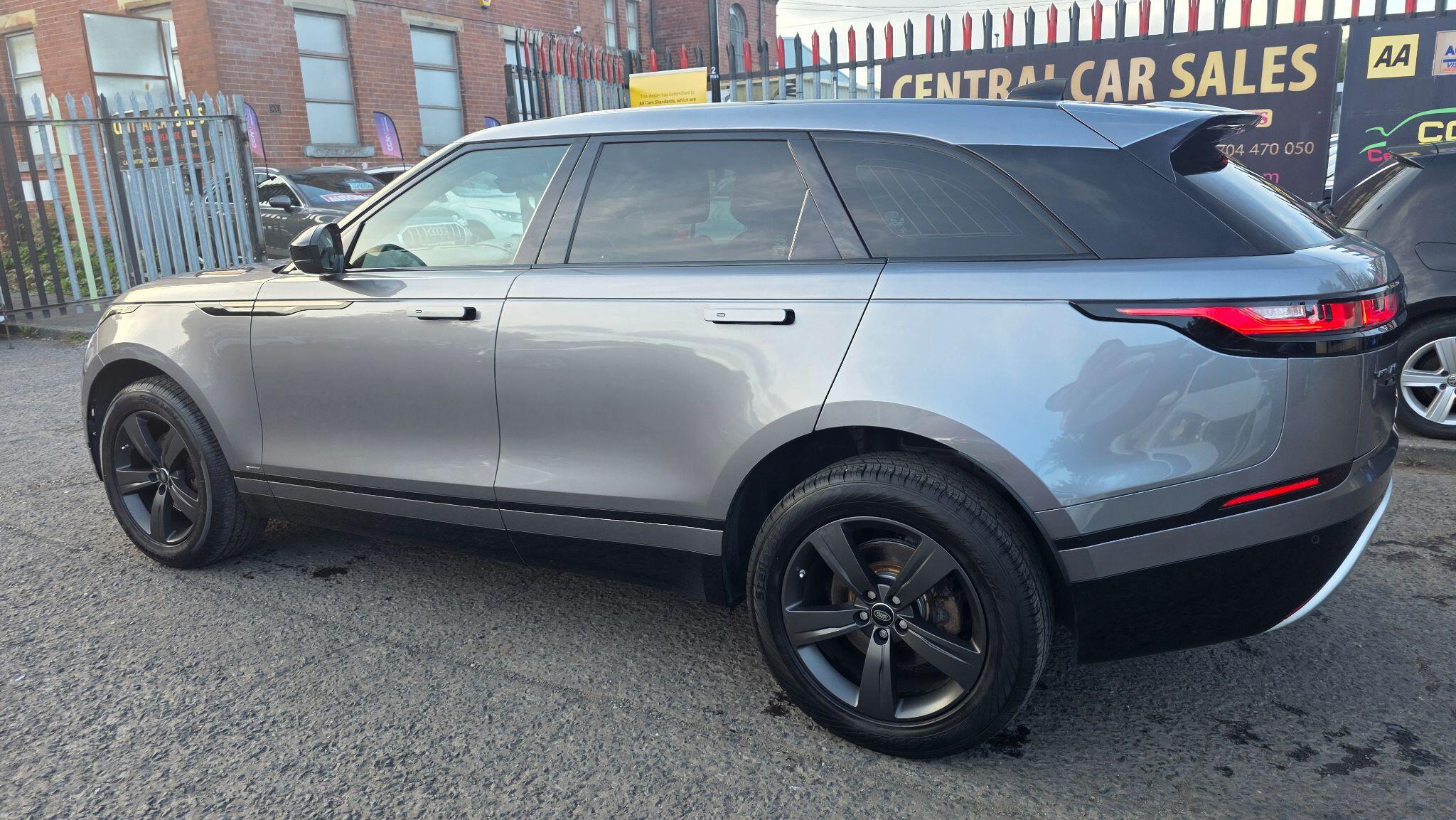 Land Rover Range Rover Velar - Image 15