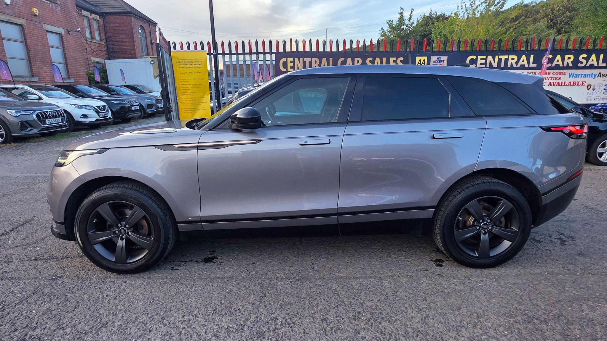 Land Rover Range Rover Velar - Image 18