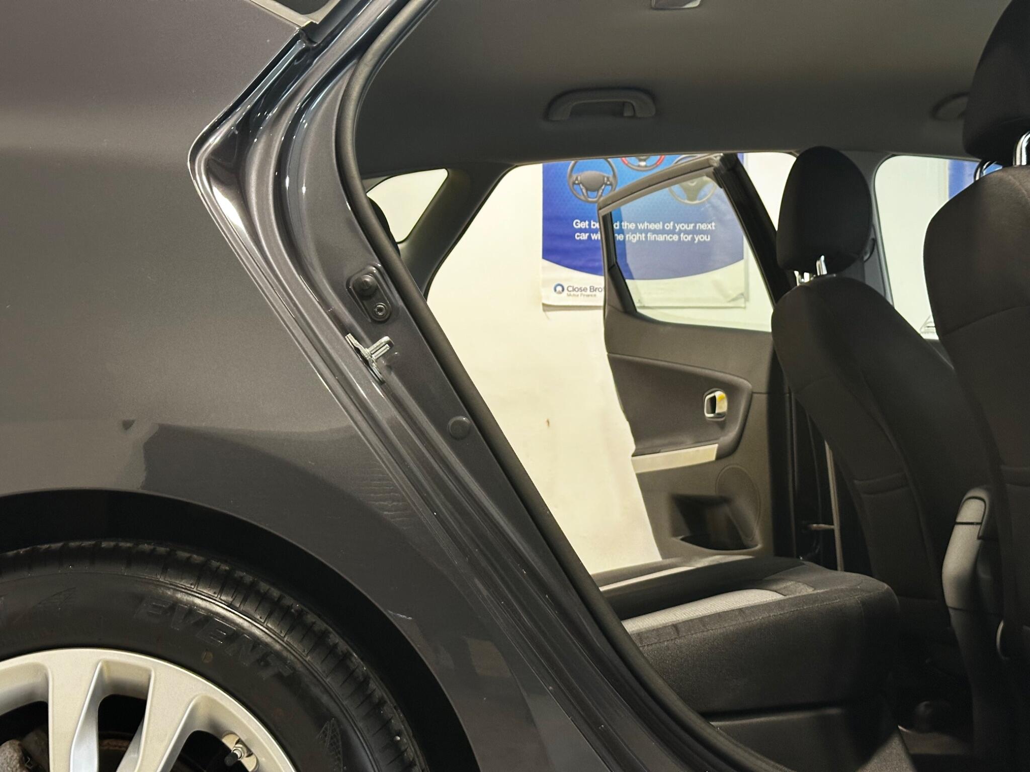 Kia ceed - Image 17