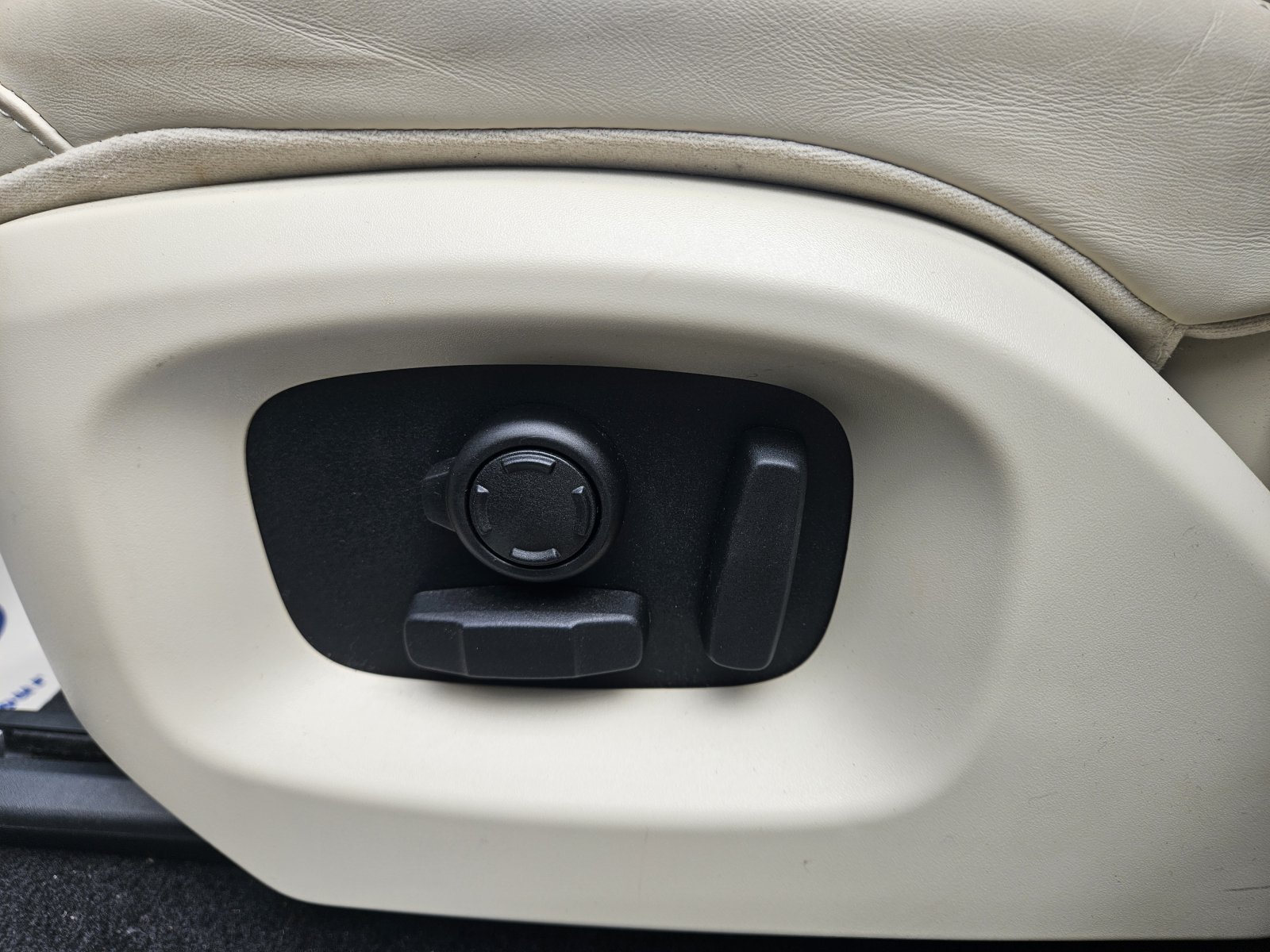 Land Rover RANGE ROVER SPORT - Image 18