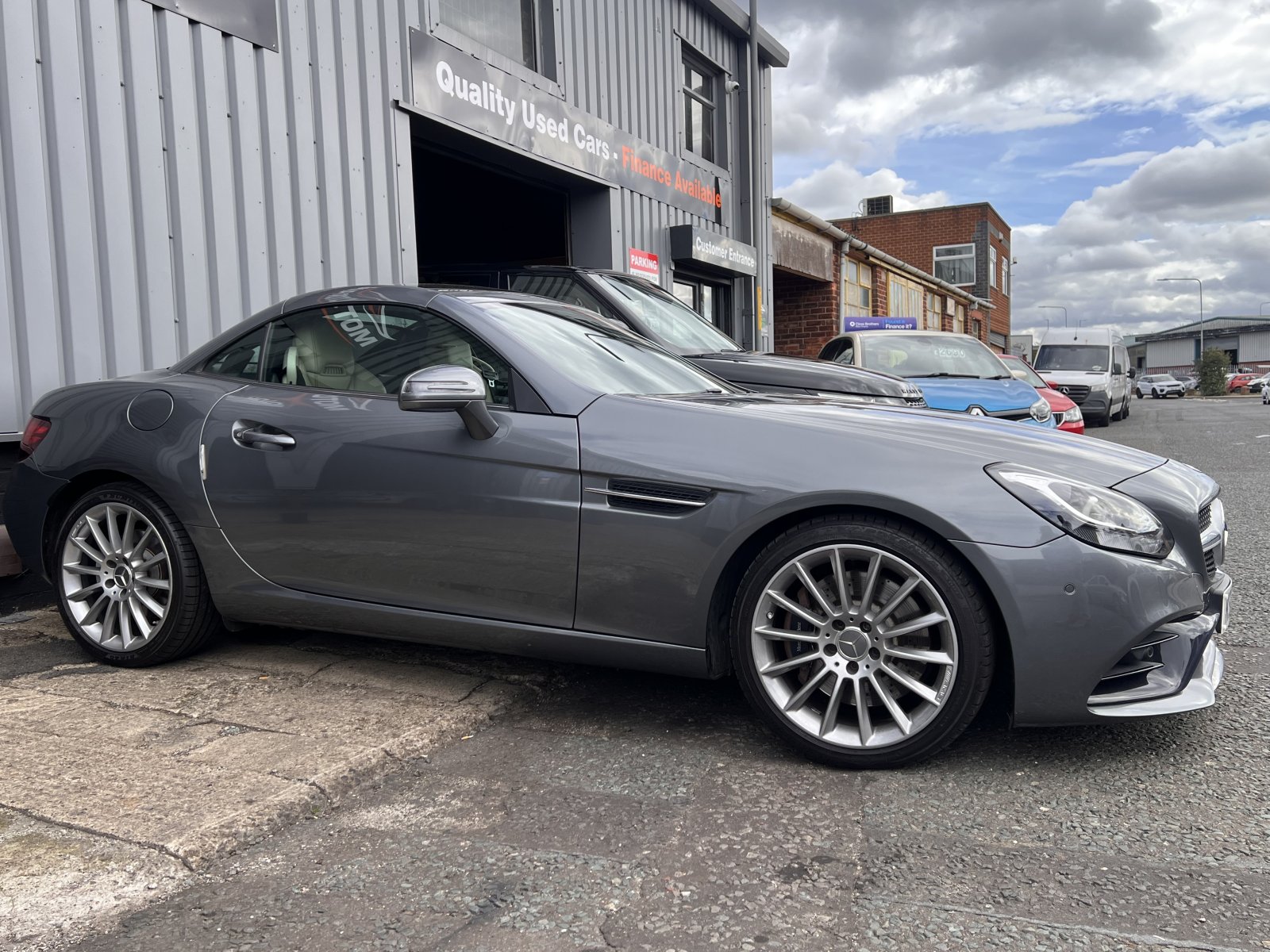 Mercedes SLC - Image 16