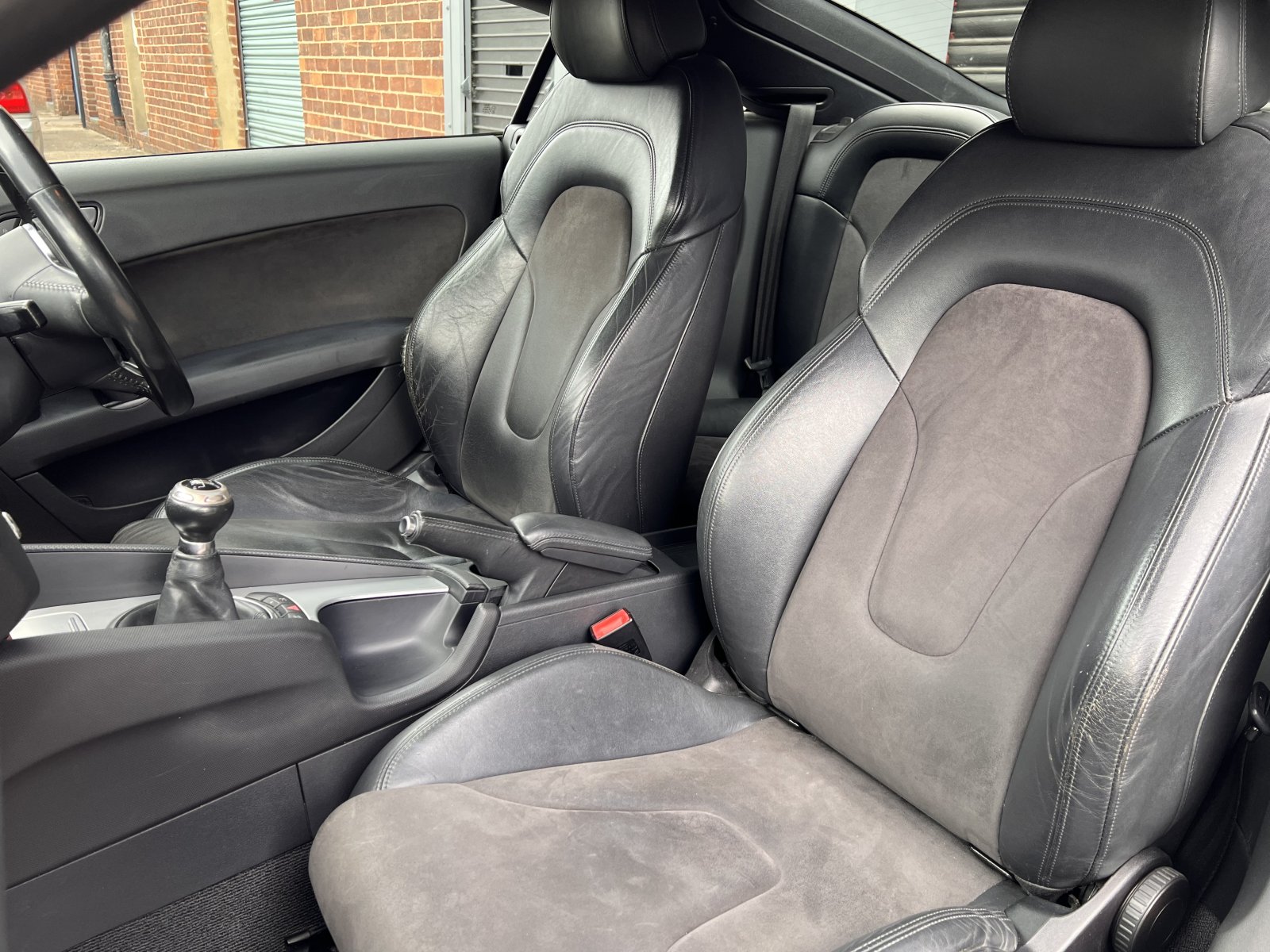 Audi TT - Image 17