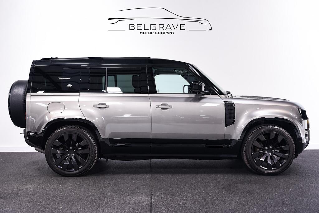 Land Rover Defender 110